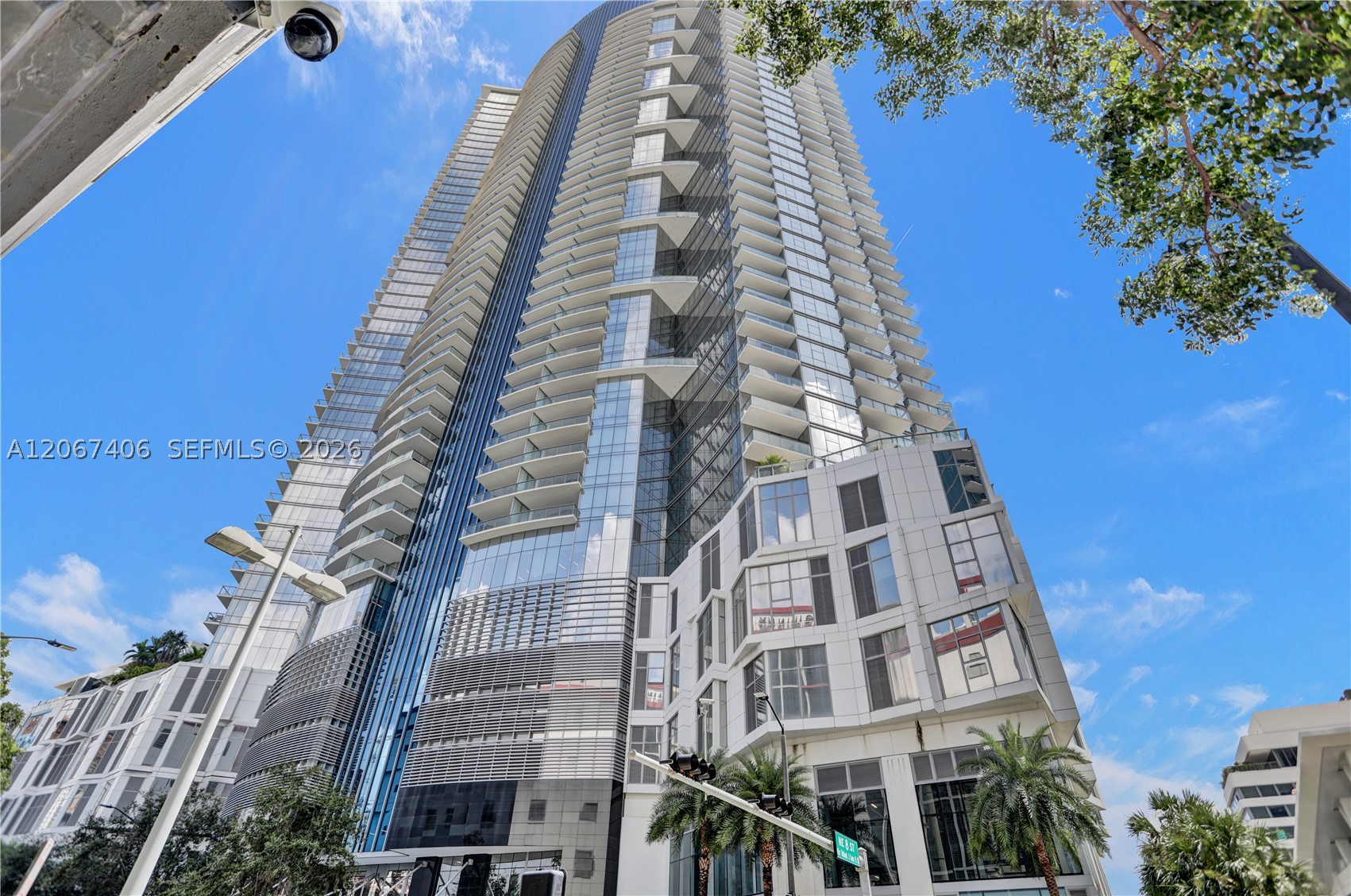 image Paramount Miami Worldcenter2