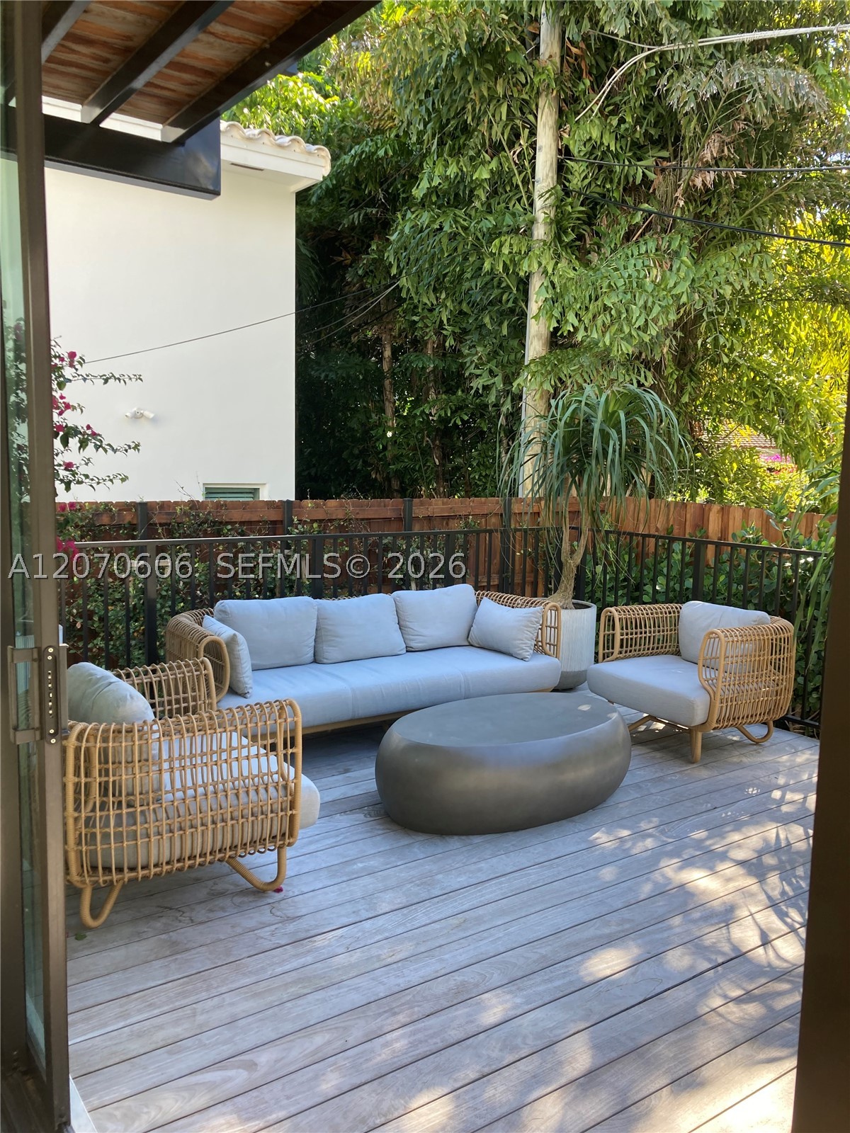 1320 Flamingo Way Miami Beach, FL 33139