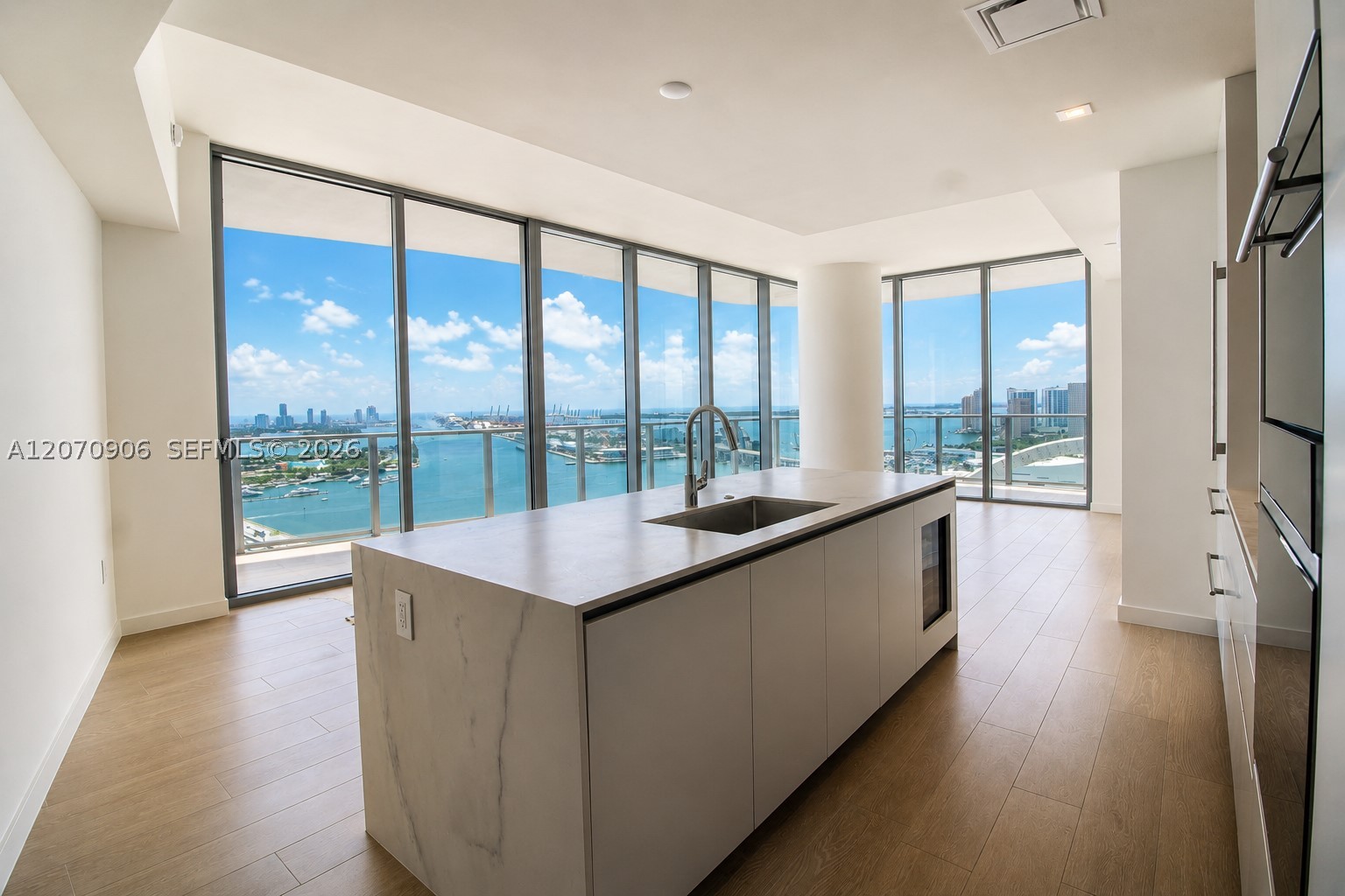 1400 Biscayne Blvd #3401