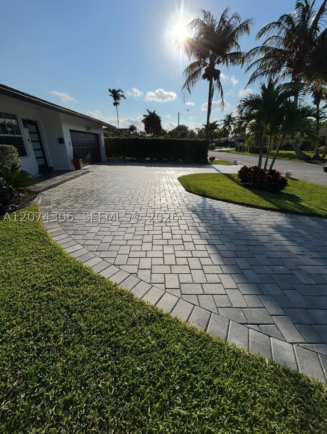 1640 NE 59th Pl Fort Lauderdale, FL 33334