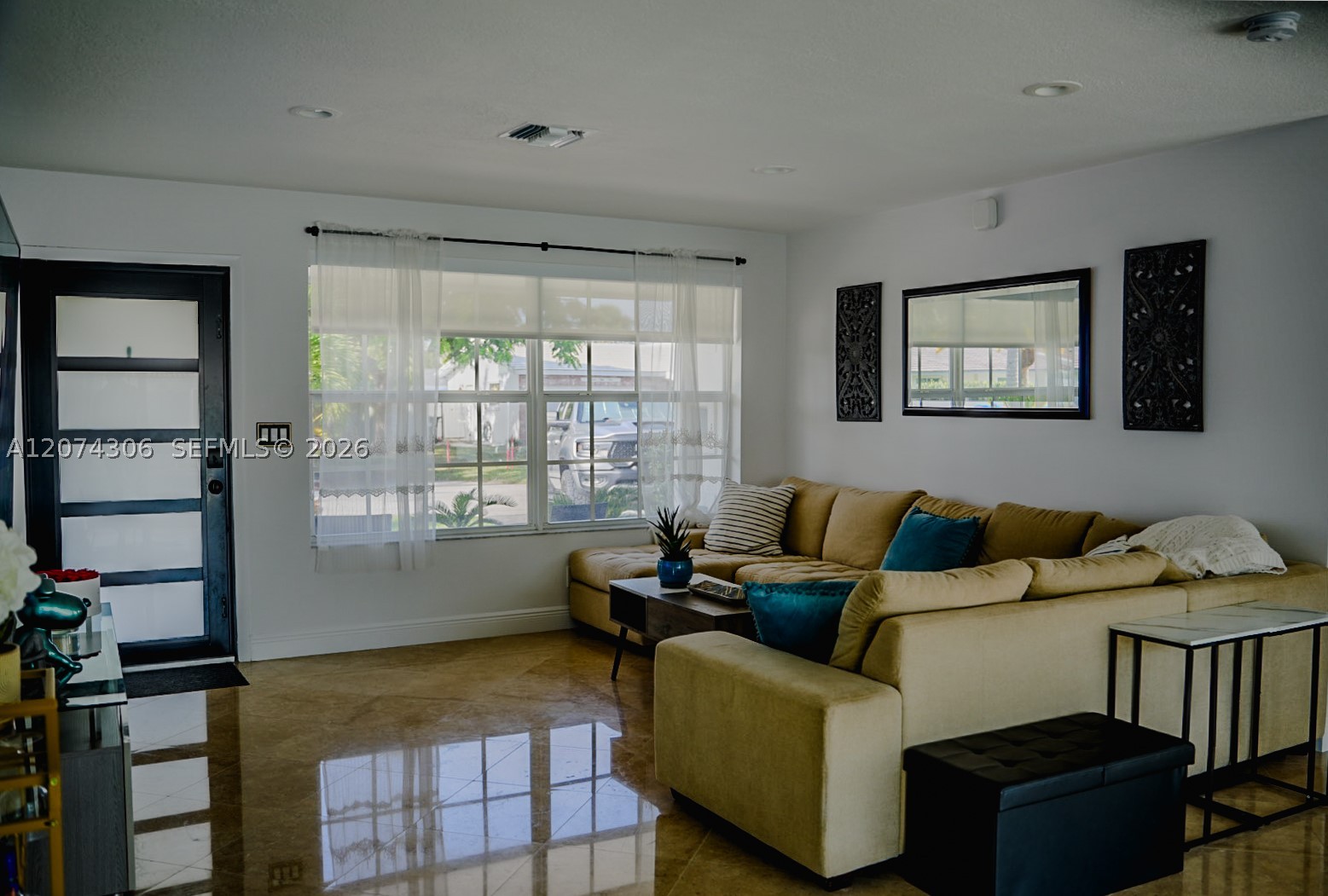 1640 NE 59th Pl Fort Lauderdale, FL 33334