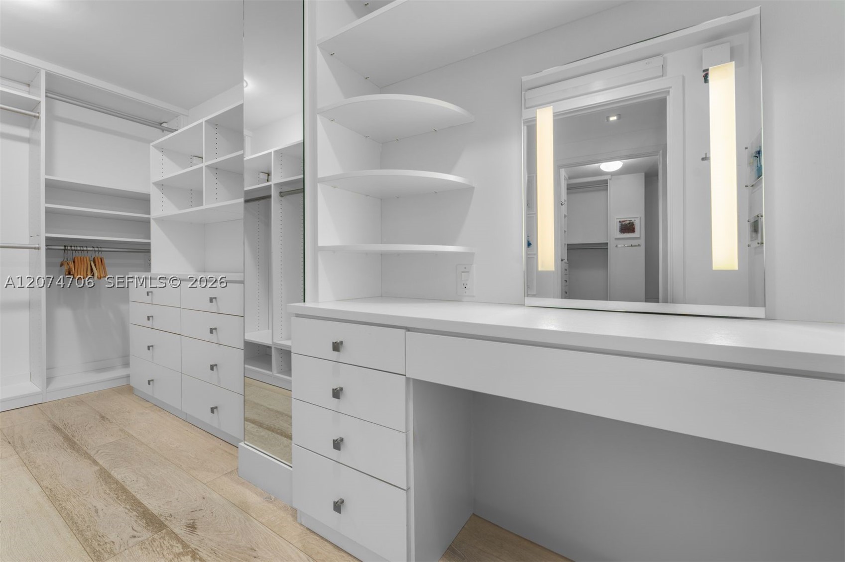 6899 Collins Ave #403 Miami Beach, FL 33141