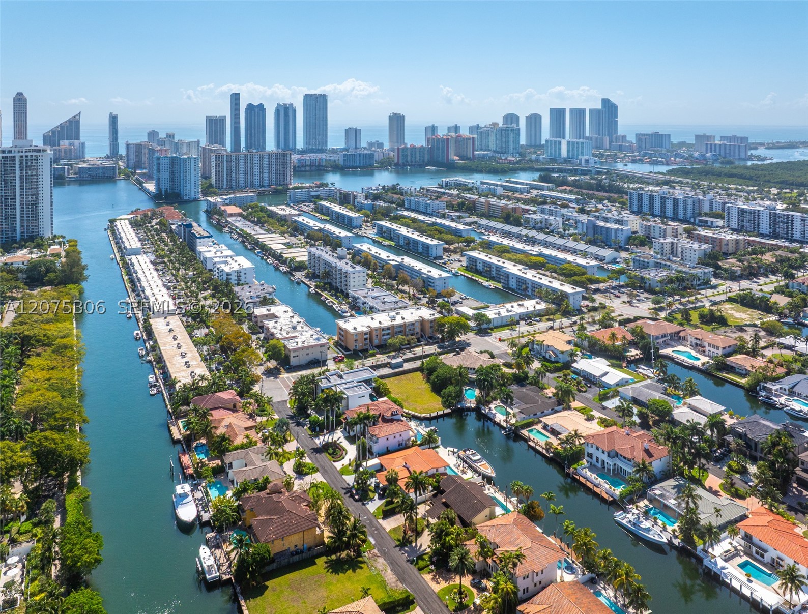 3442 NE 171st St North Miami Beach, FL 33160