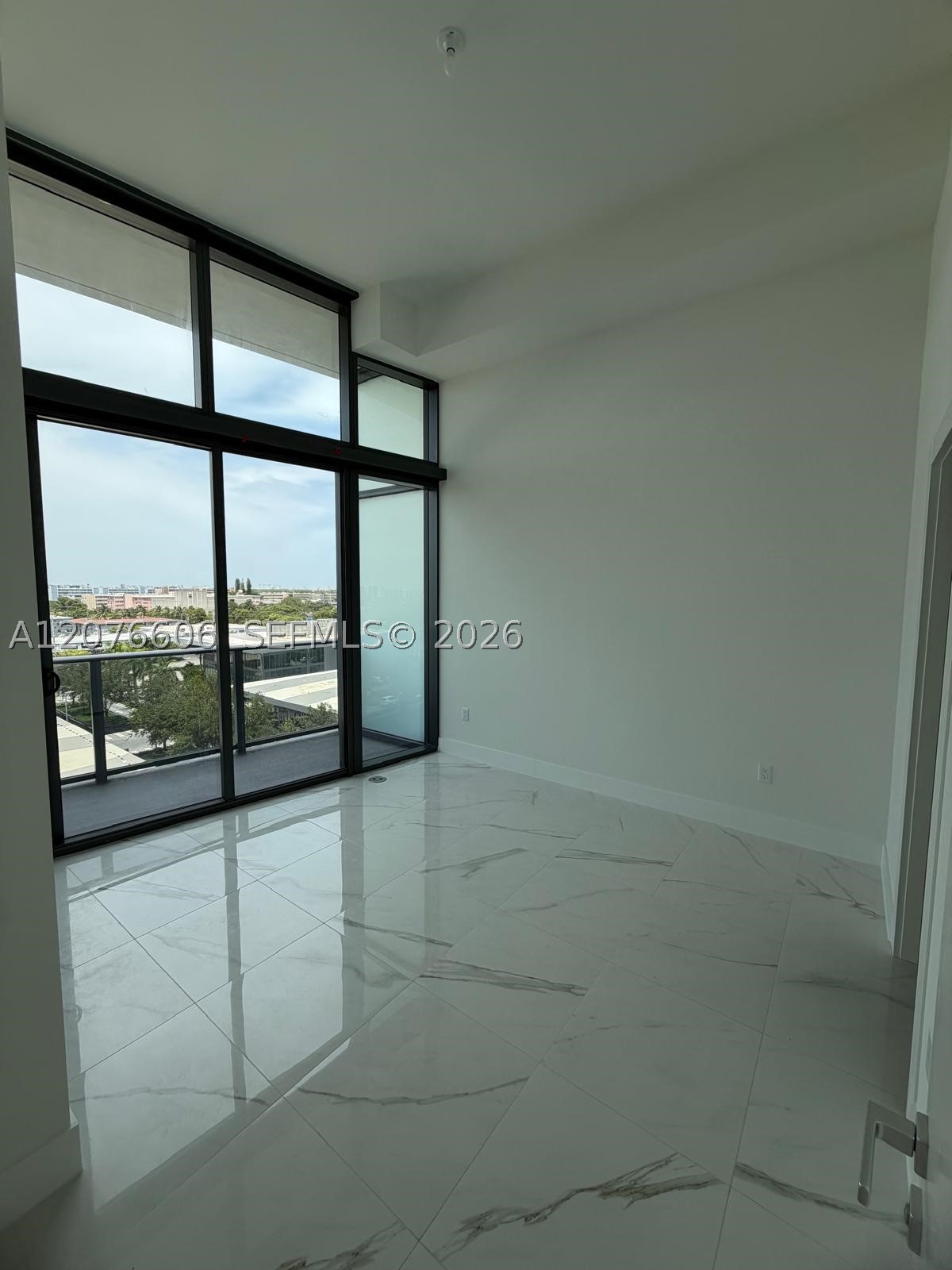 image Oasis Hallandale6