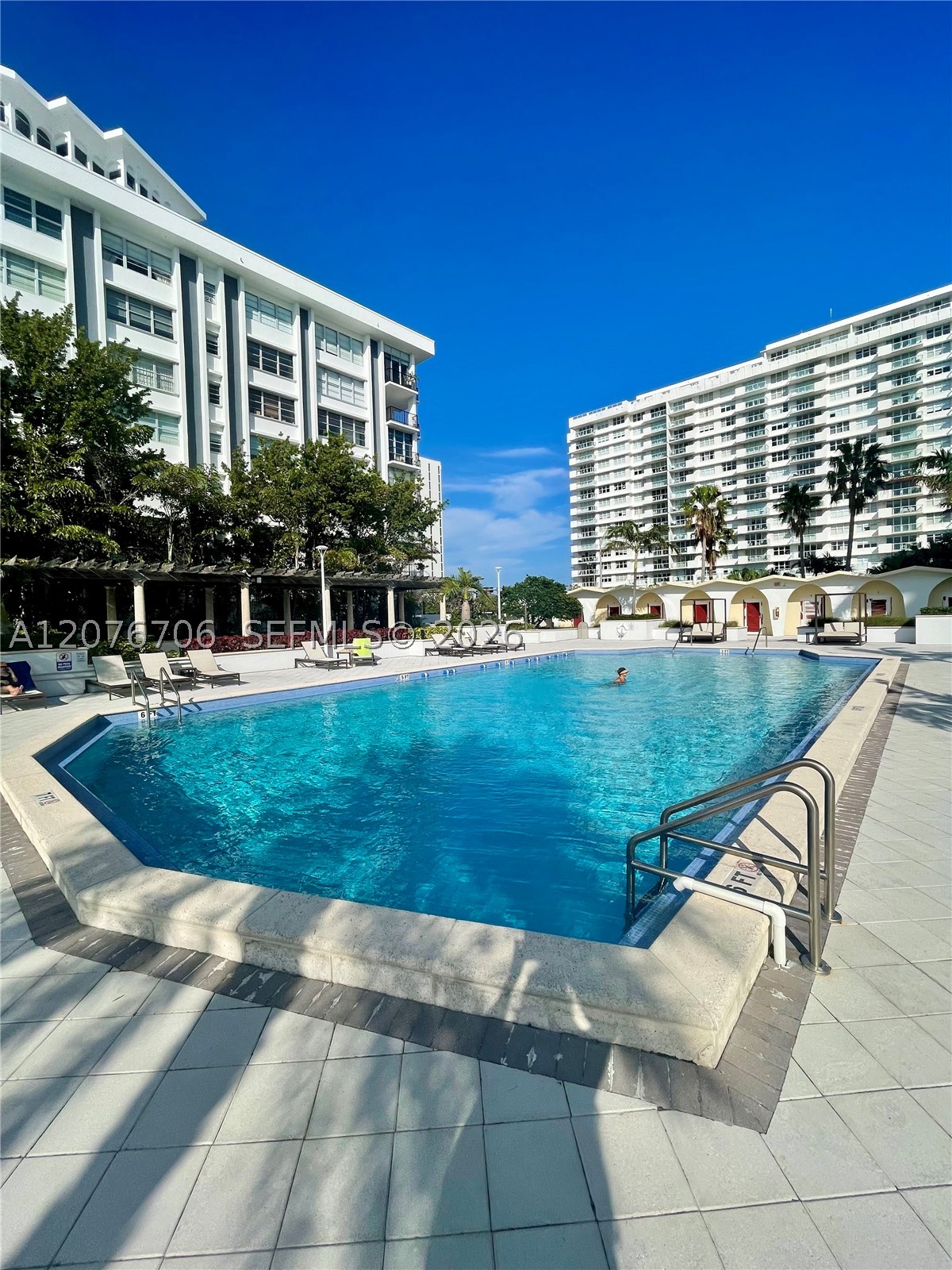5600 Collins Ave #16P Miami Beach, FL 33140