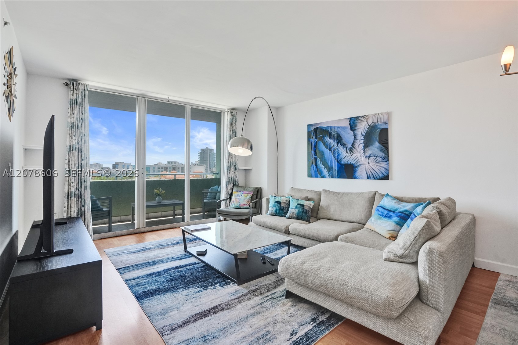90 Alton Rd #807