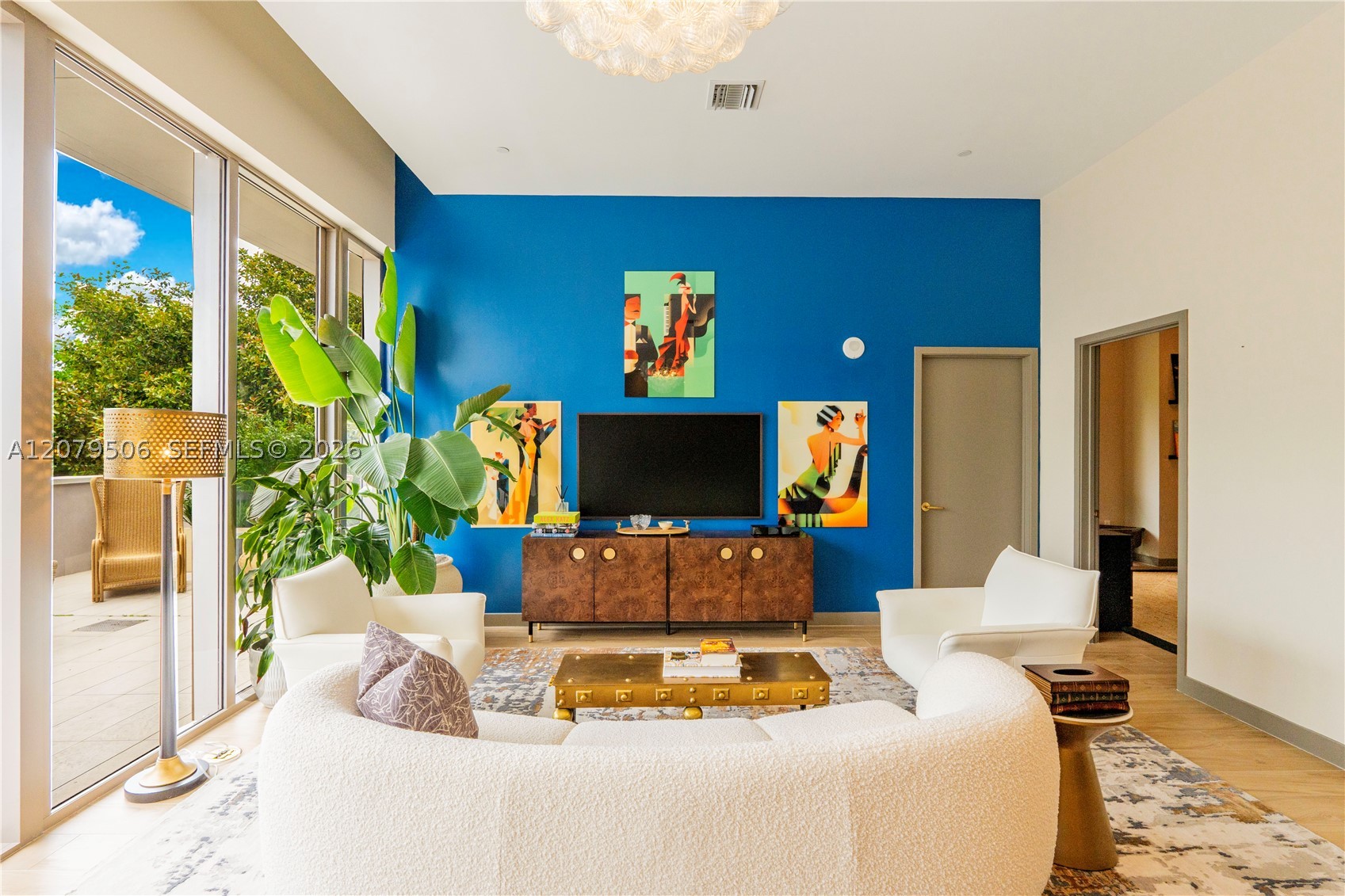2678 Tigertail Ave #202 Miami, FL 33133
