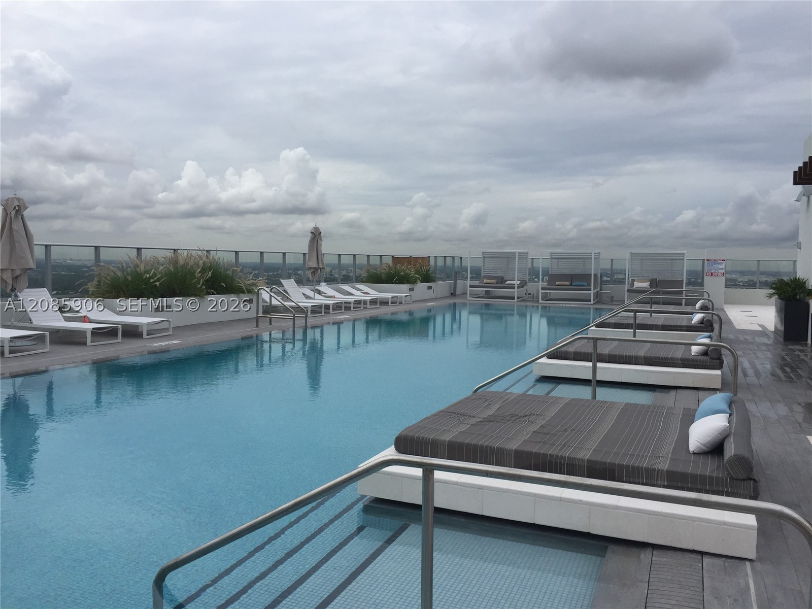 1010 Brickell Ave #3310