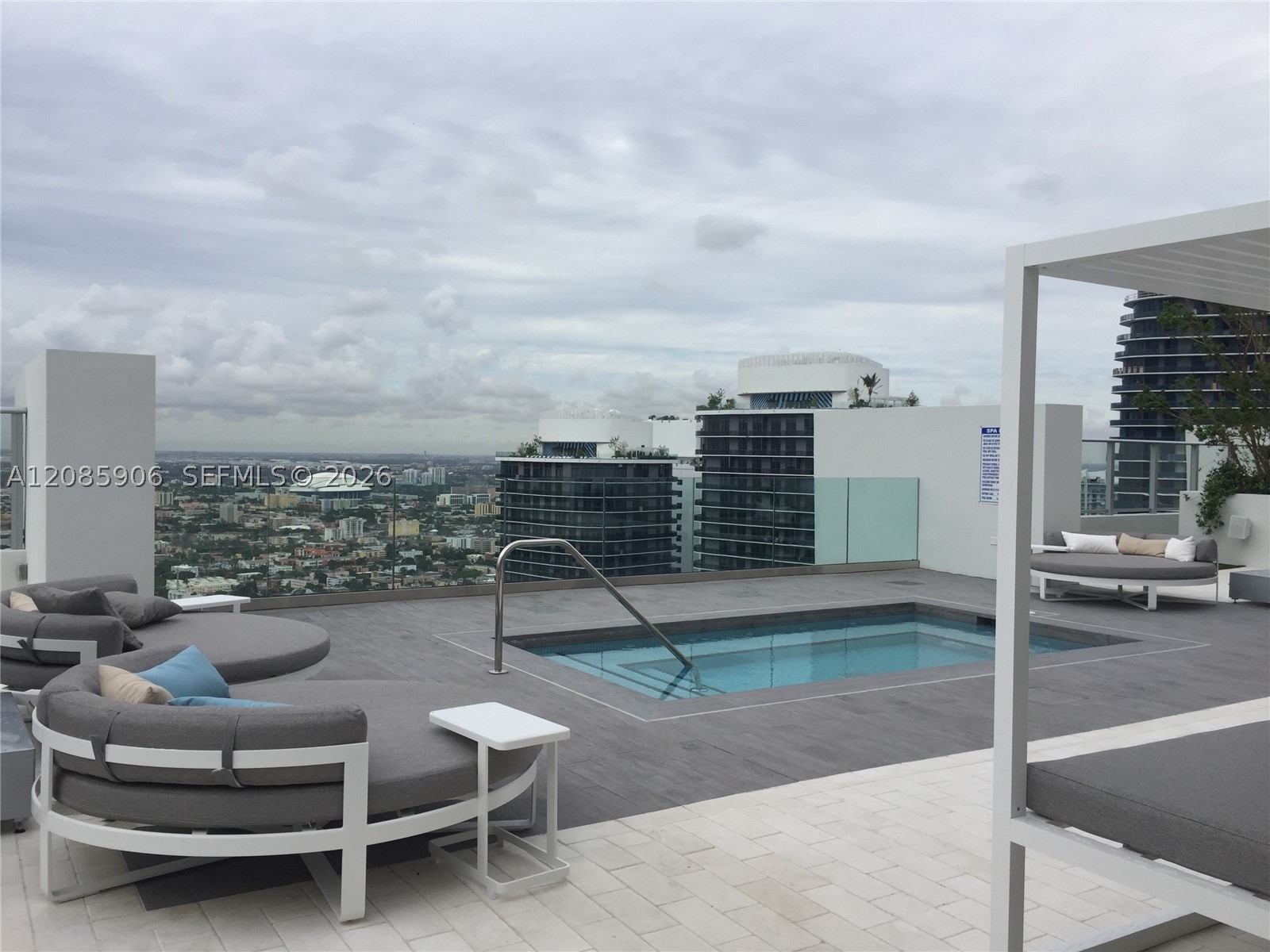 image 1010 Brickell1