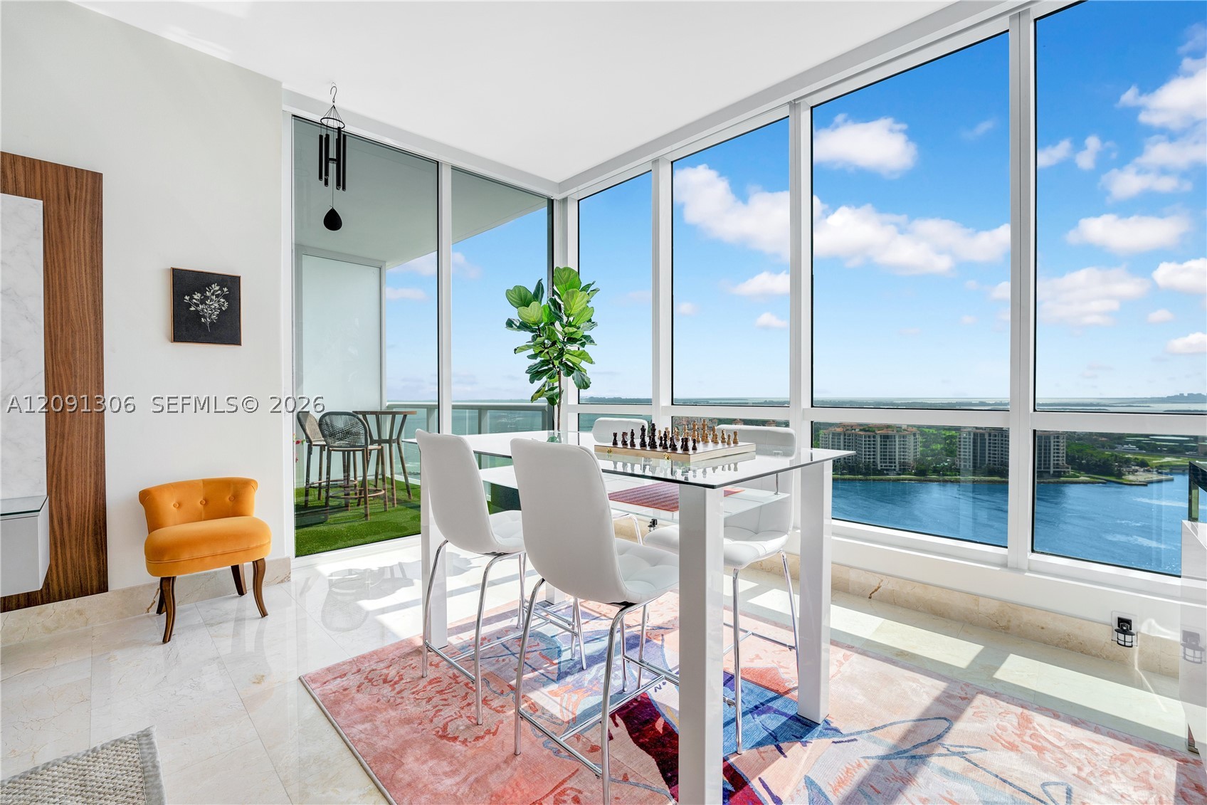 image Continuum South Beach South Tower12