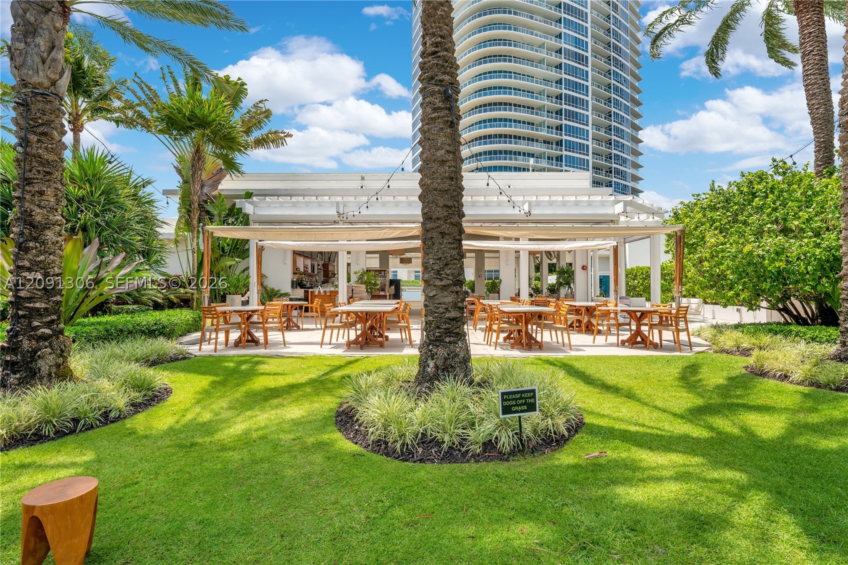 image Continuum South Beach South Tower41