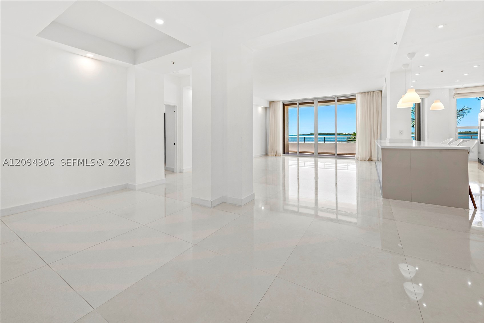 808 Brickell Key Dr #304 Miami, FL 33131