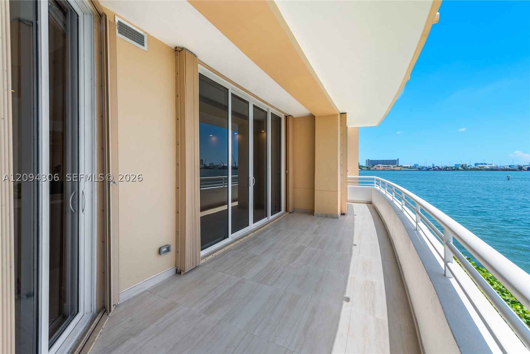 808 Brickell Key Dr #304 Miami, FL 33131