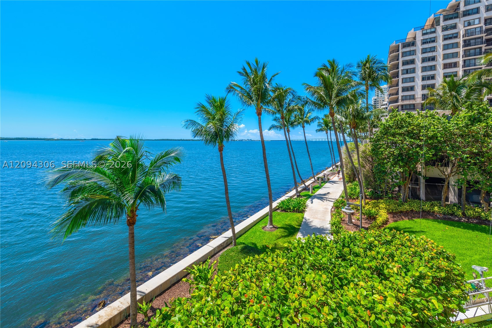 808 Brickell Key Dr #304 Miami, FL 33131