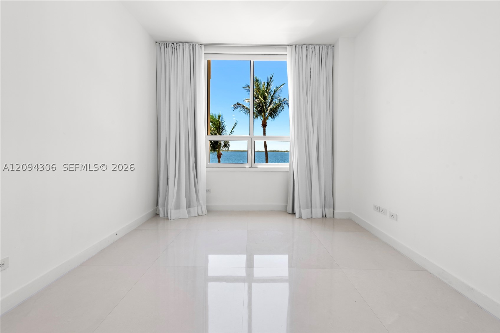 808 Brickell Key Dr #304 Miami, FL 33131