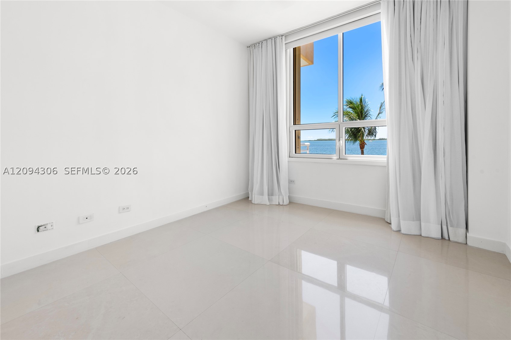 808 Brickell Key Dr #304 Miami, FL 33131