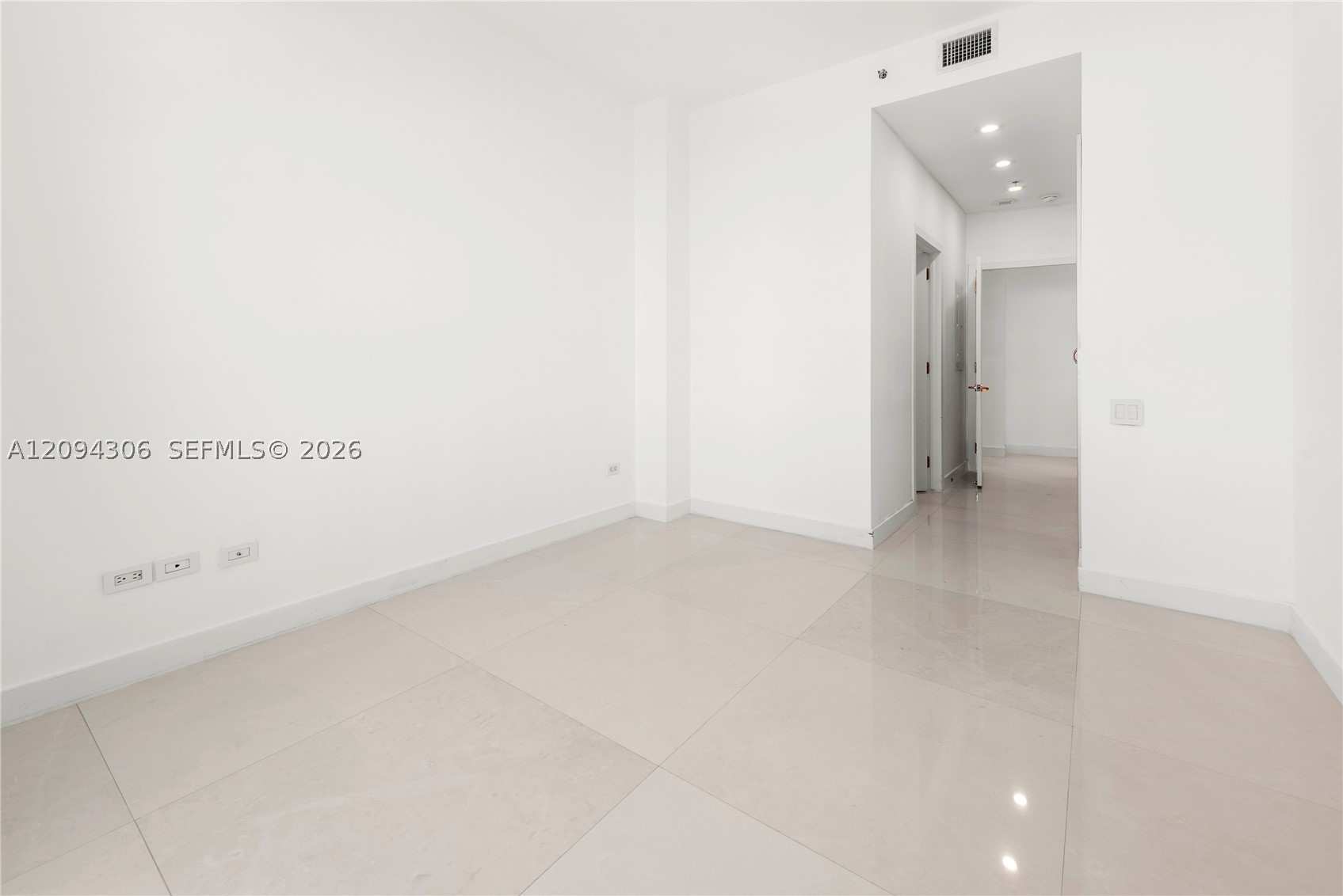 808 Brickell Key Dr #304 Miami, FL 33131