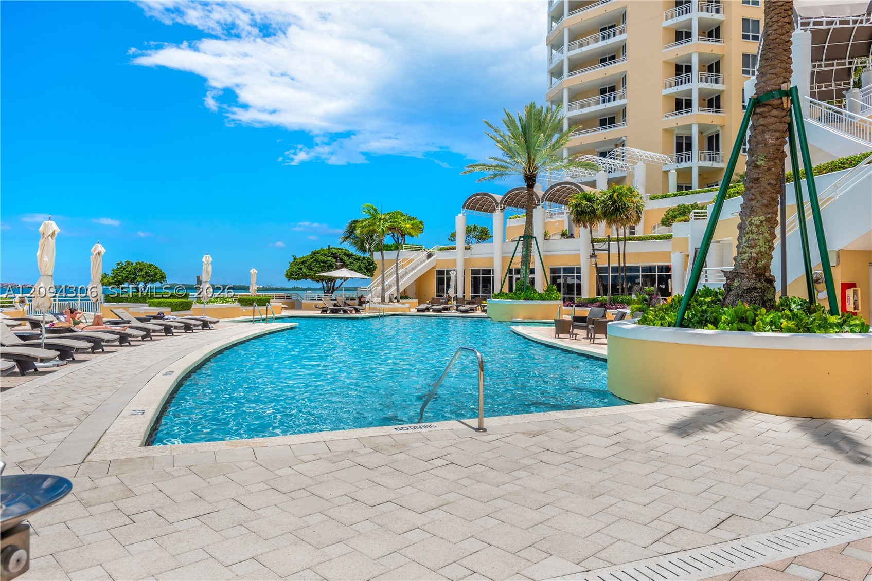 808 Brickell Key Dr #304 Miami, FL 33131