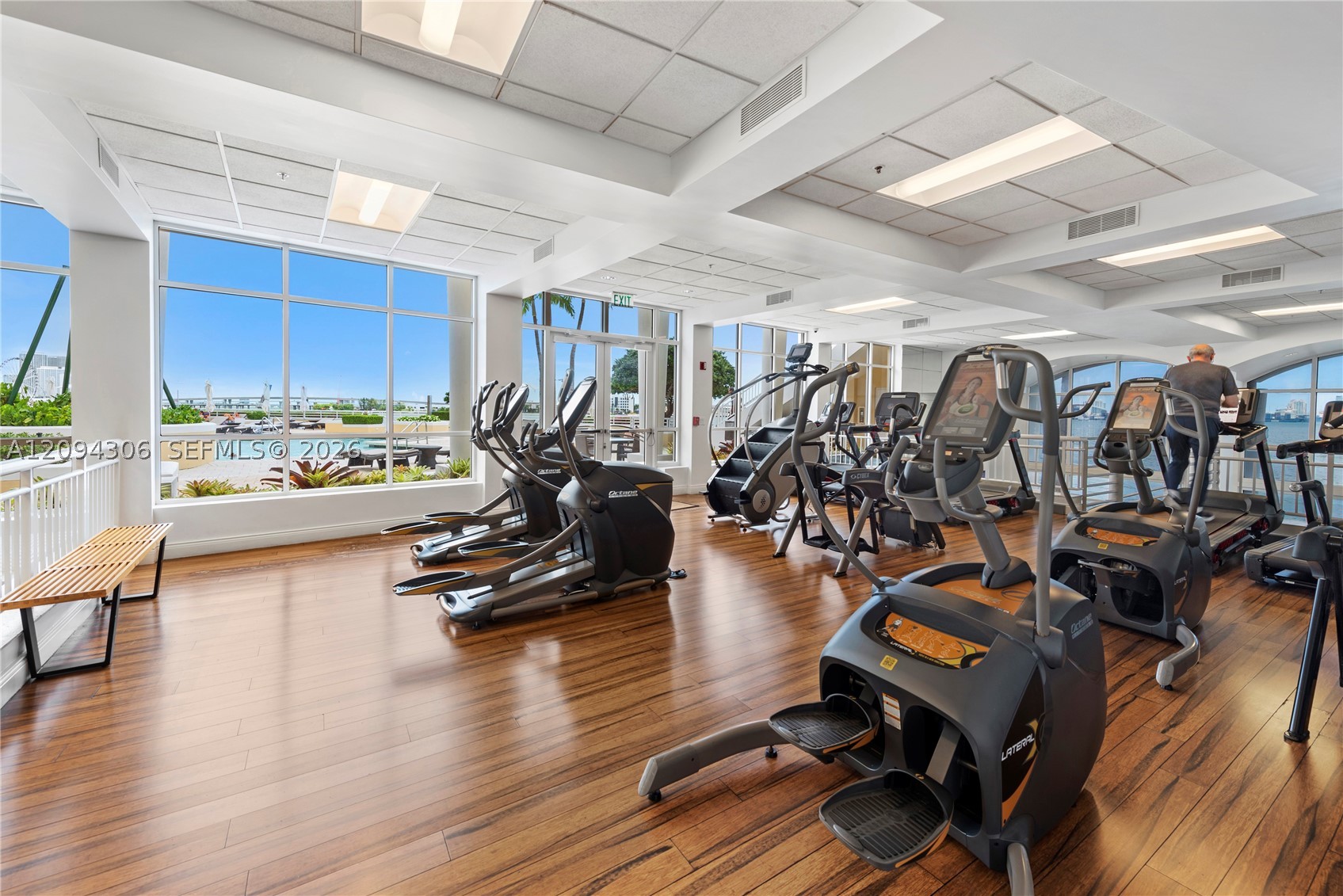 808 Brickell Key Dr #304 Miami, FL 33131