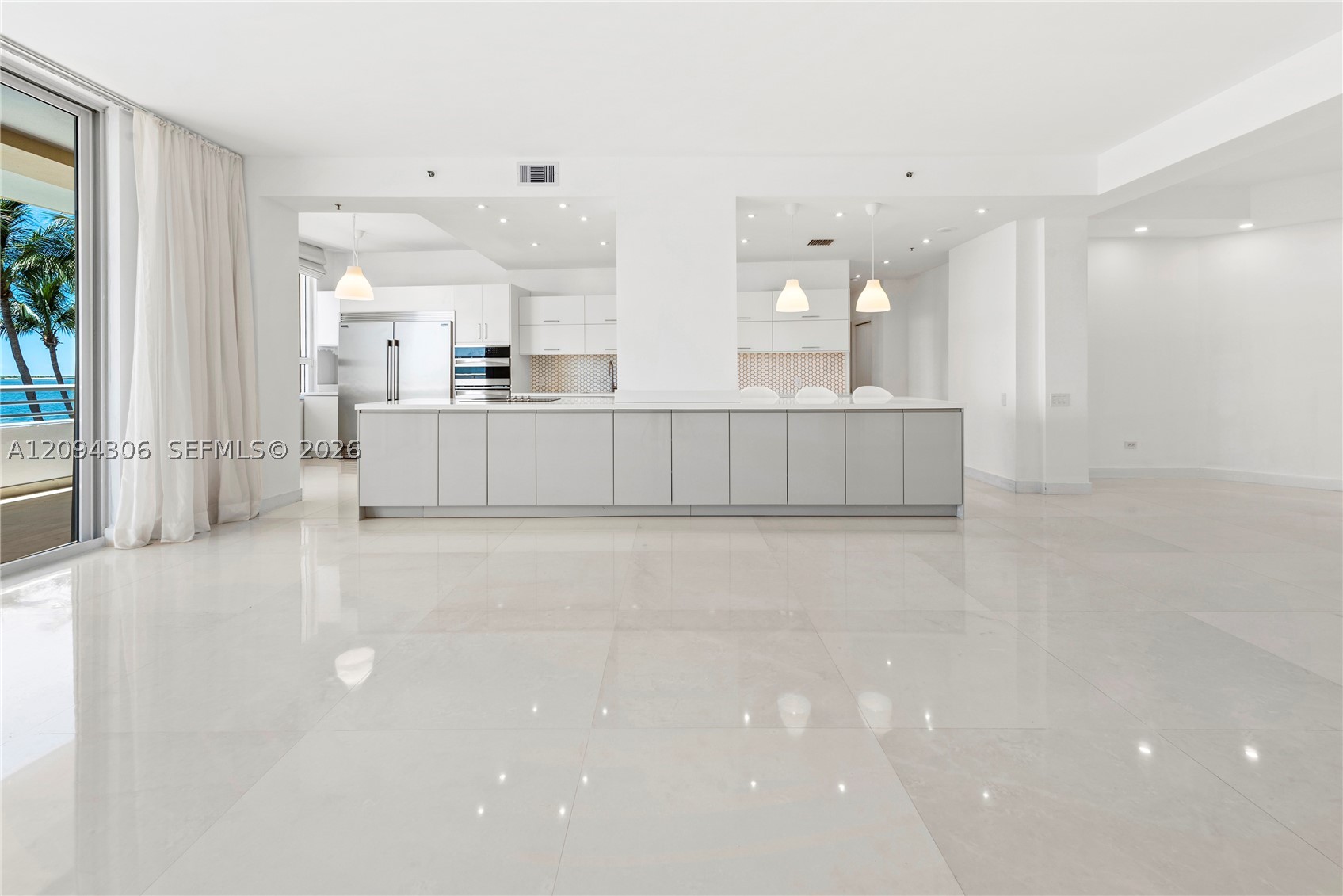 808 Brickell Key Dr #304 Miami, FL 33131