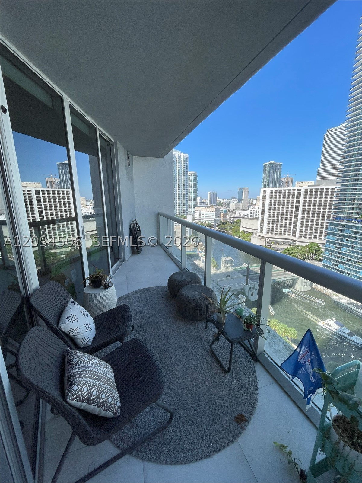475 Brickell Ave #2114