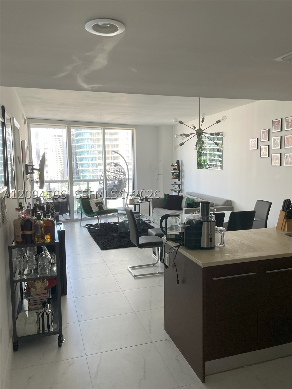 image Icon Brickell I9