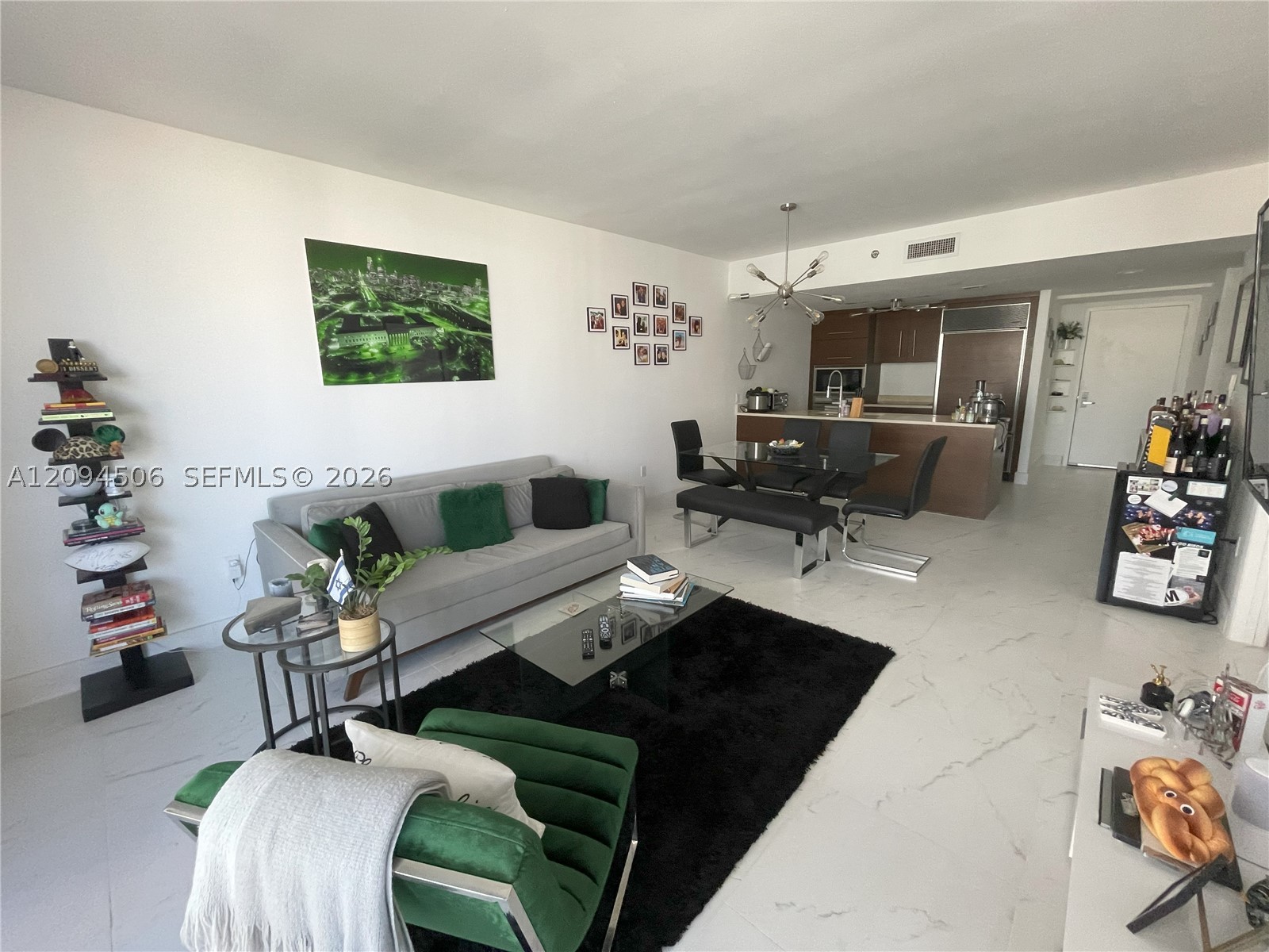 image Icon Brickell I10