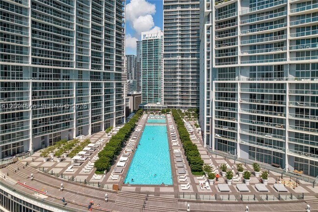 image Icon Brickell I13
