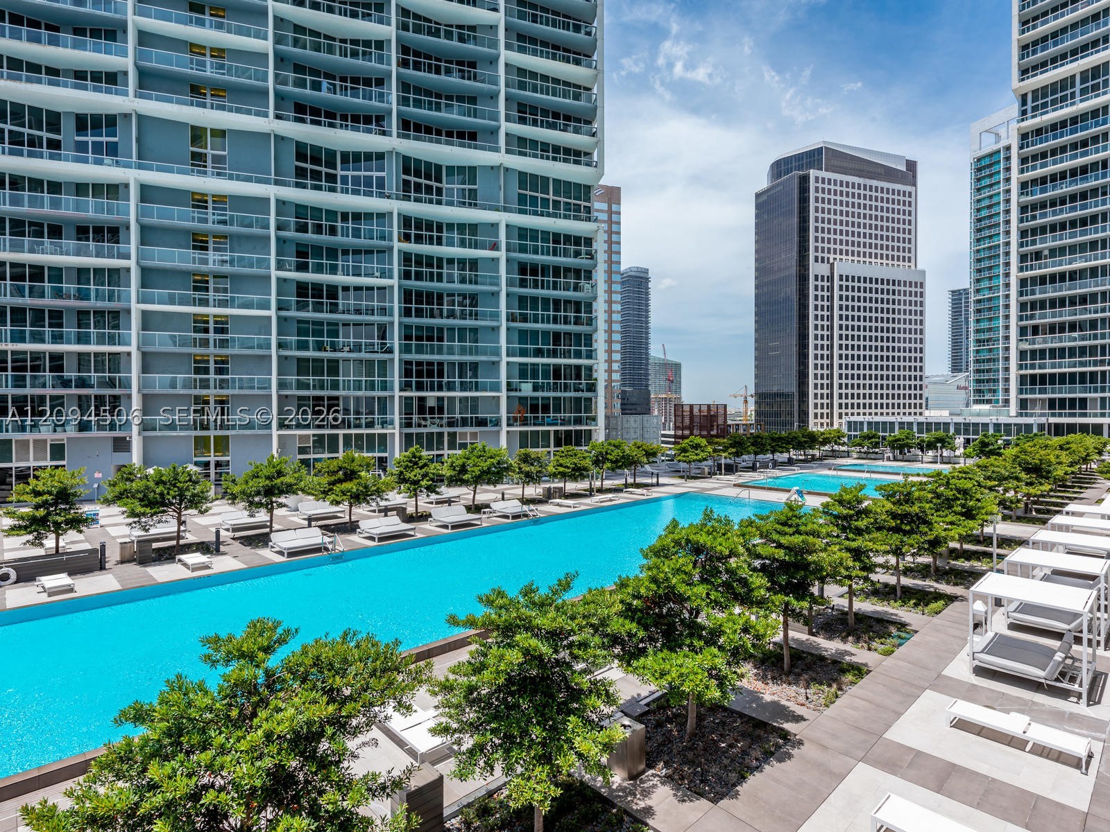 image Icon Brickell I14