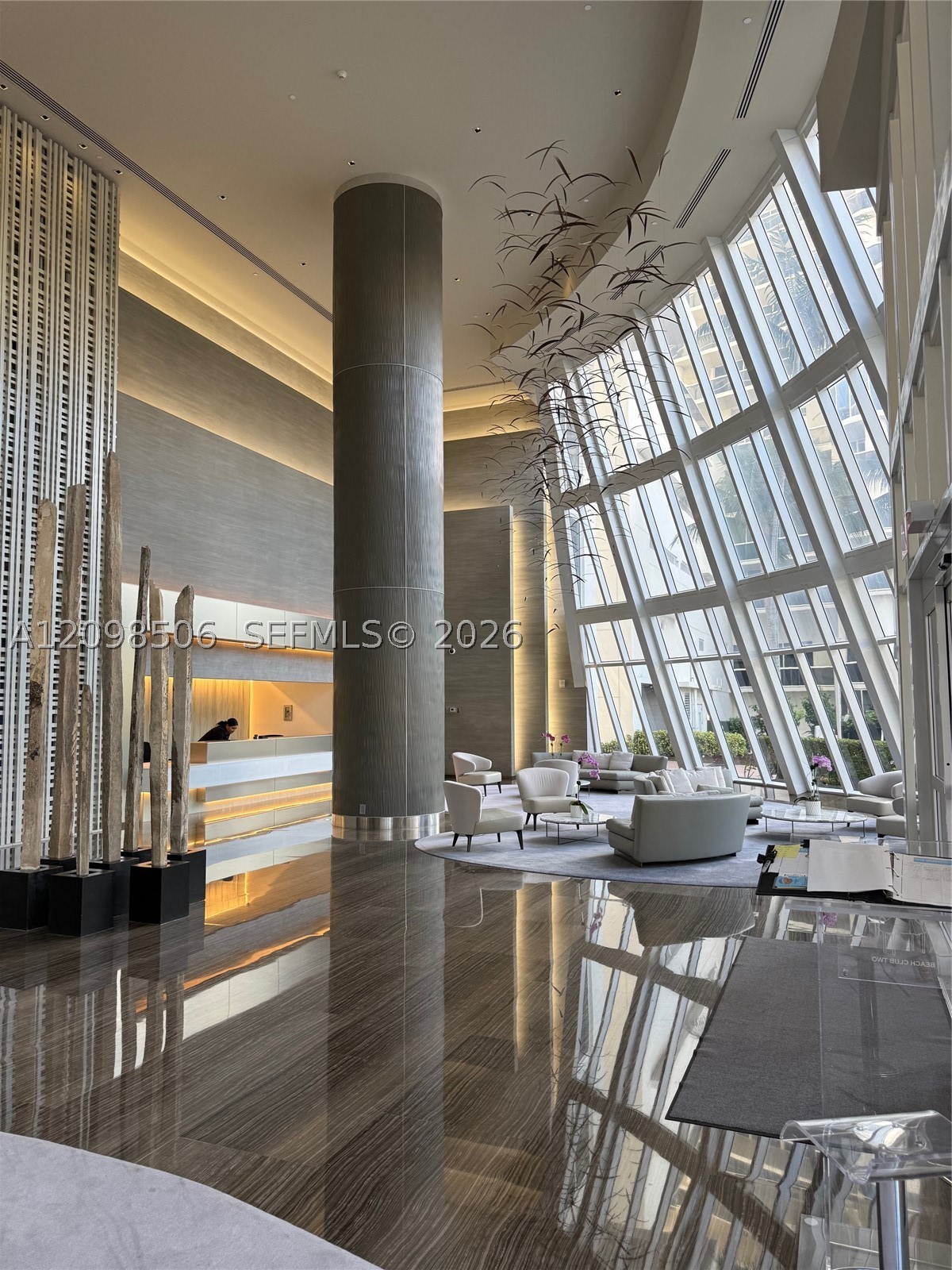 image Beach Club 243