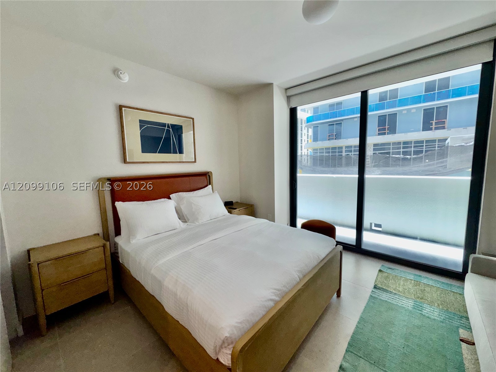 11 NE 6th St #208