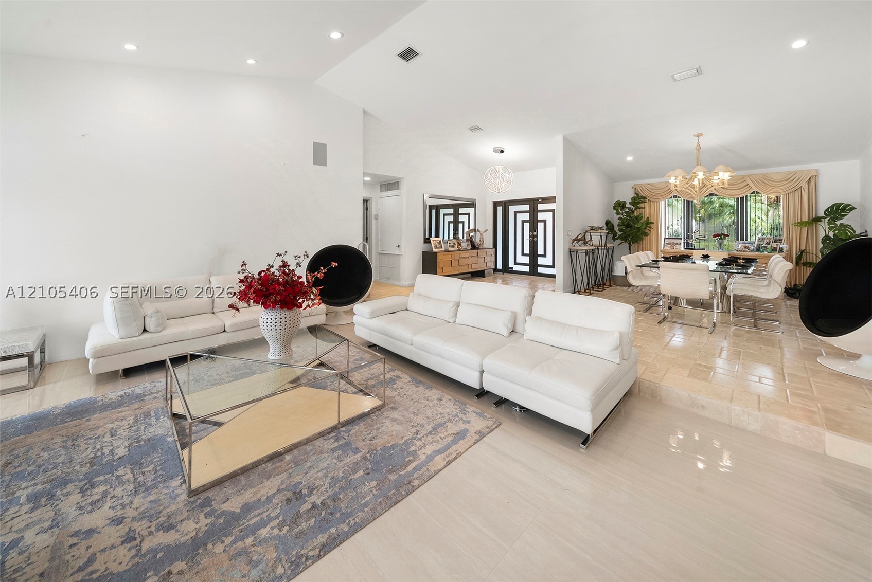 407 Sunset Dr Hallandale Beach, FL 33009