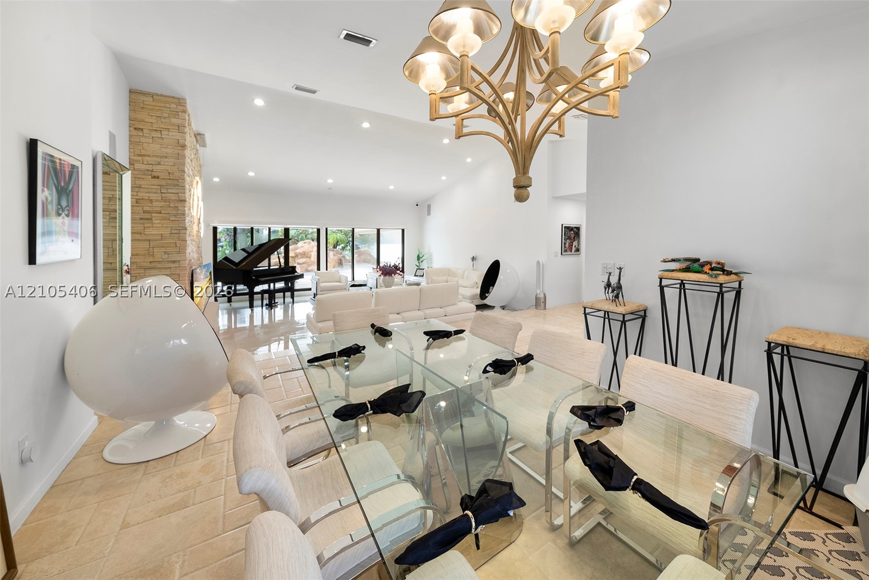 407 Sunset Dr Hallandale Beach, FL 33009
