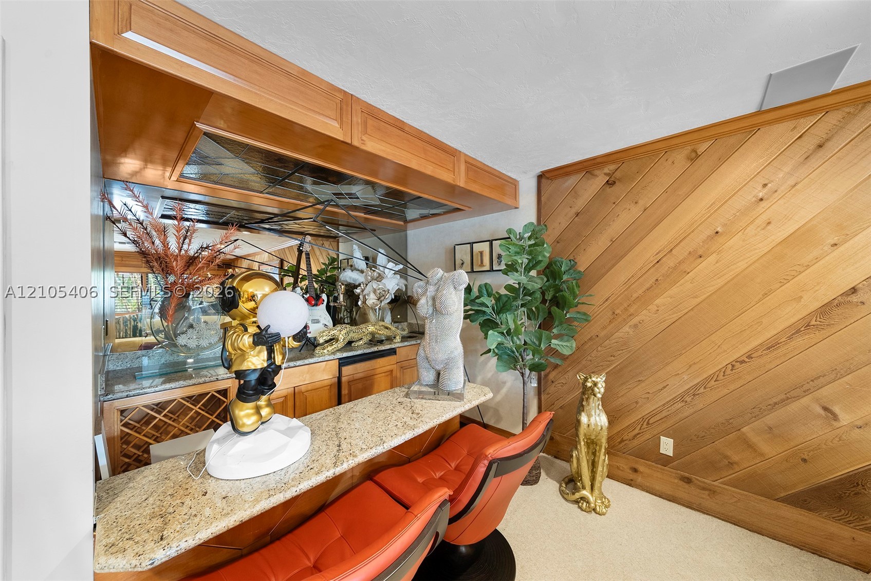 407 Sunset Dr Hallandale Beach, FL 33009