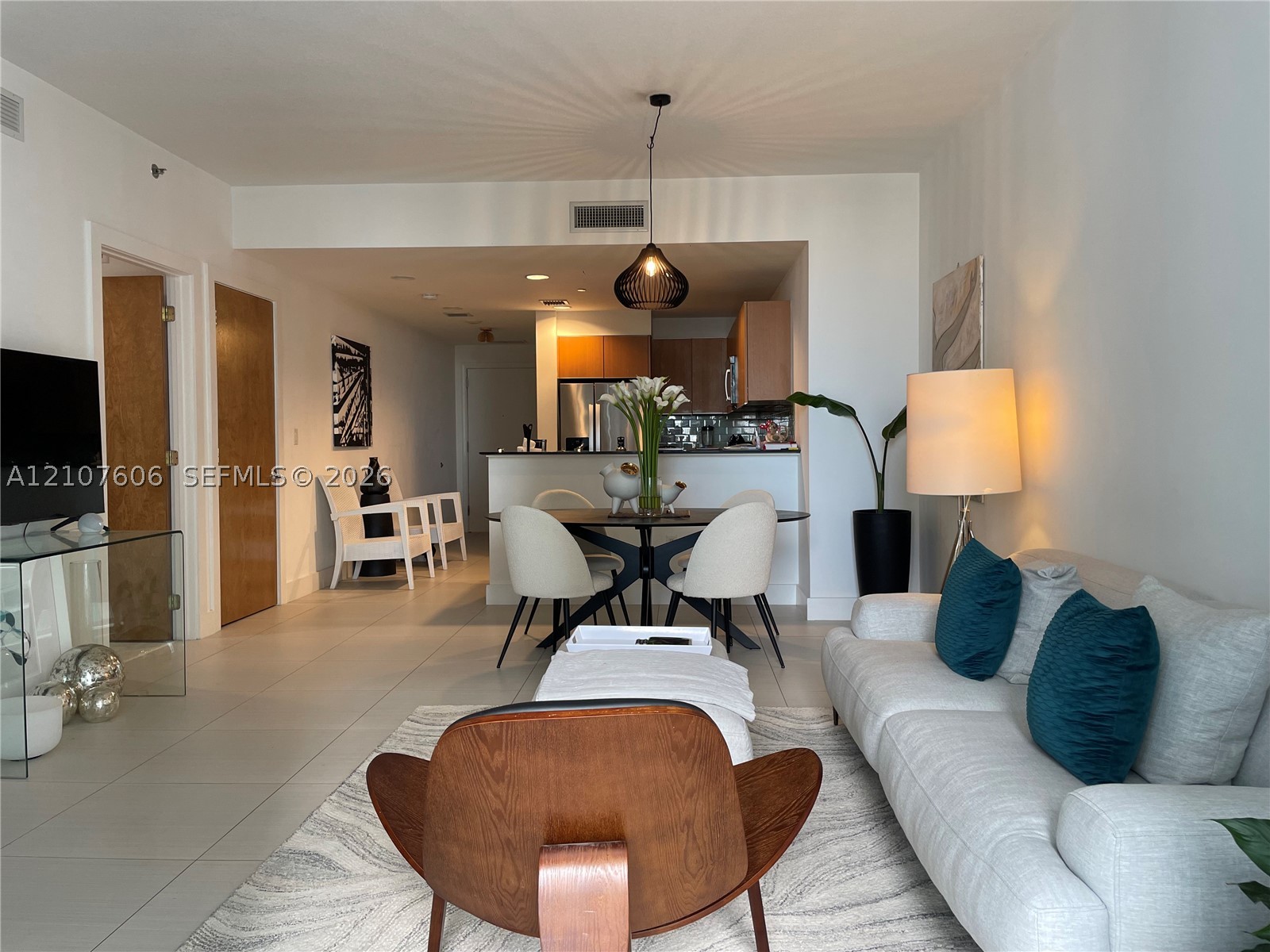image 1060 Brickell - 10604