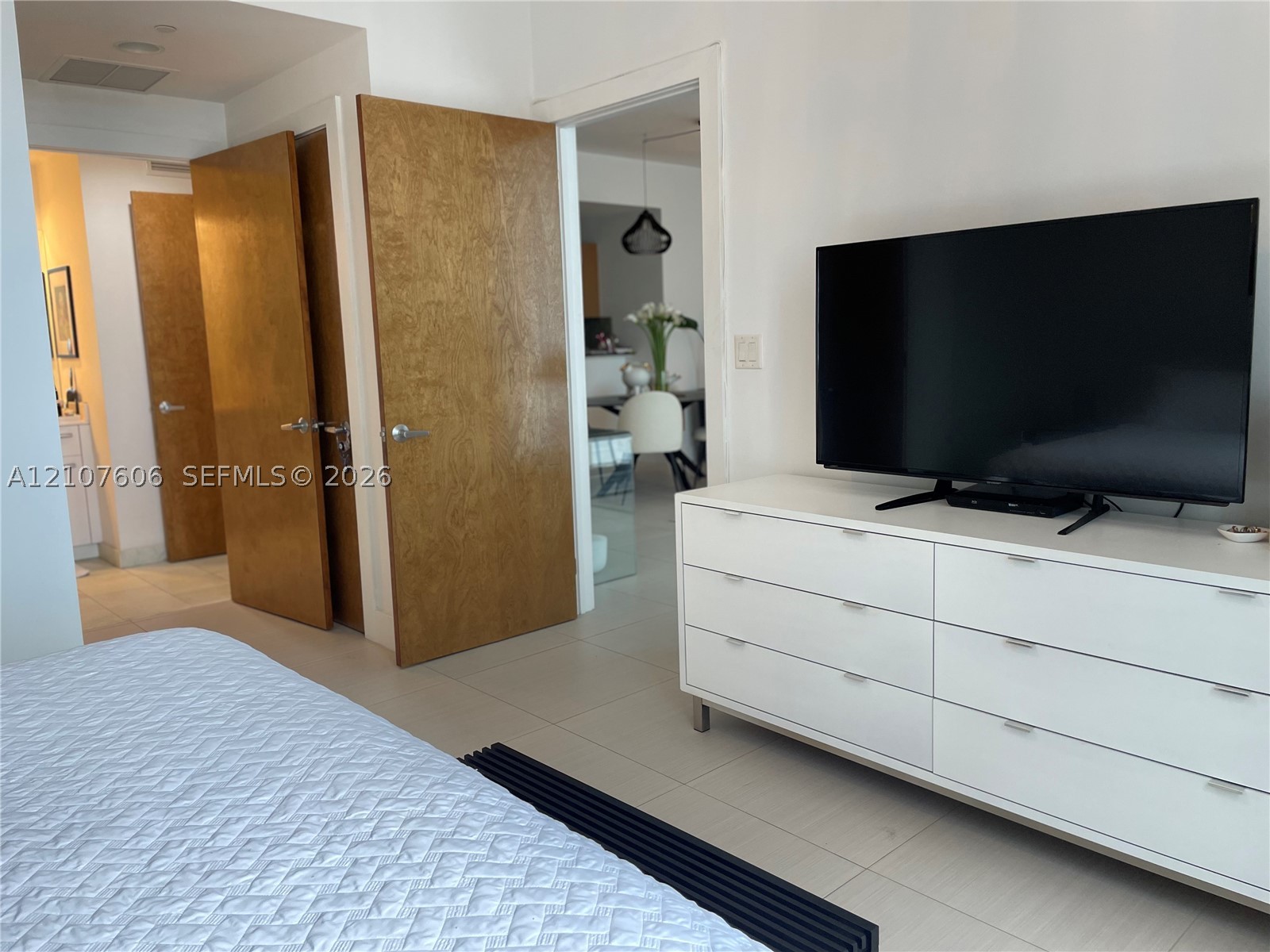 image 1060 Brickell - 10605