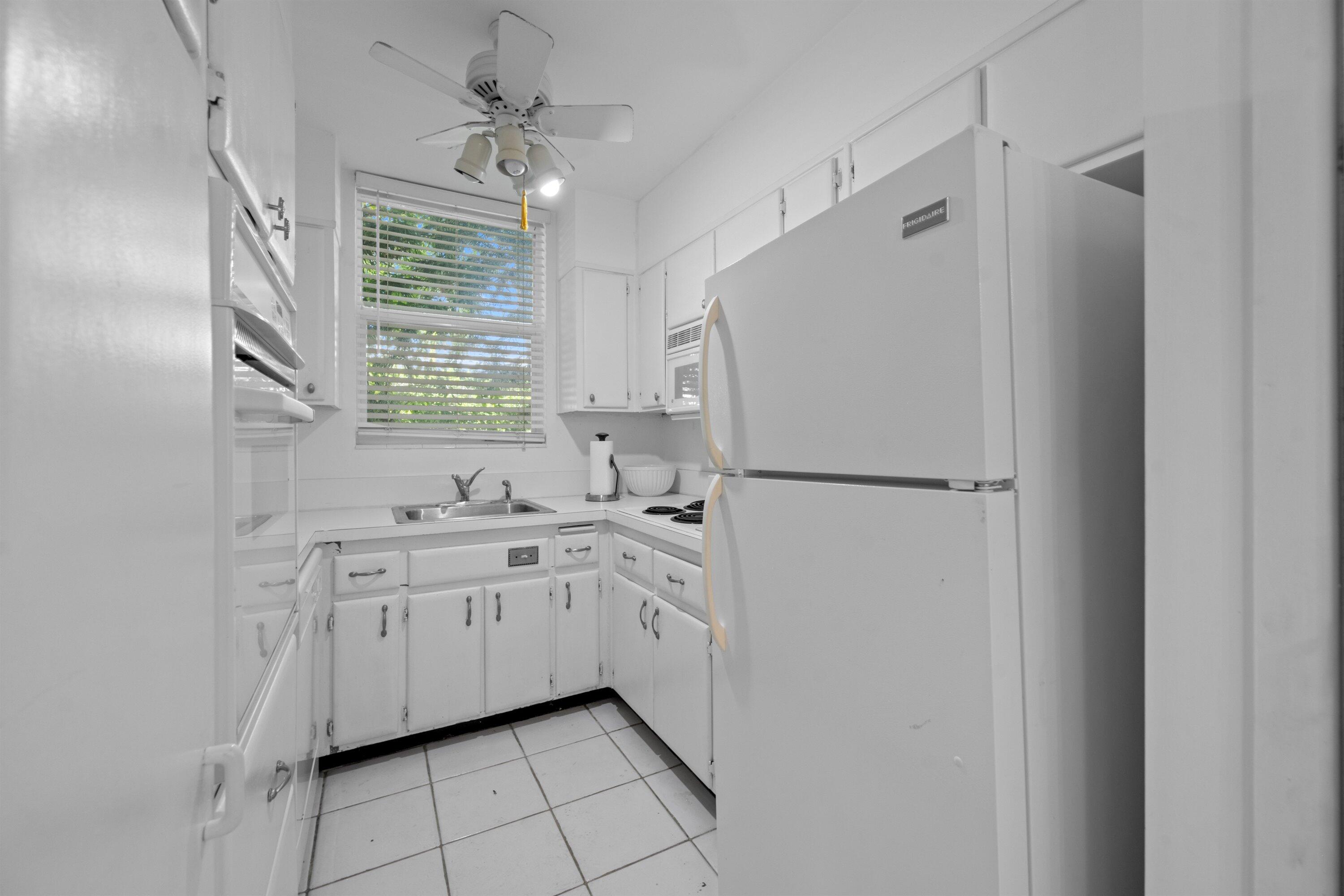 401 Peruvian #1010 Palm Beach, FL 33480