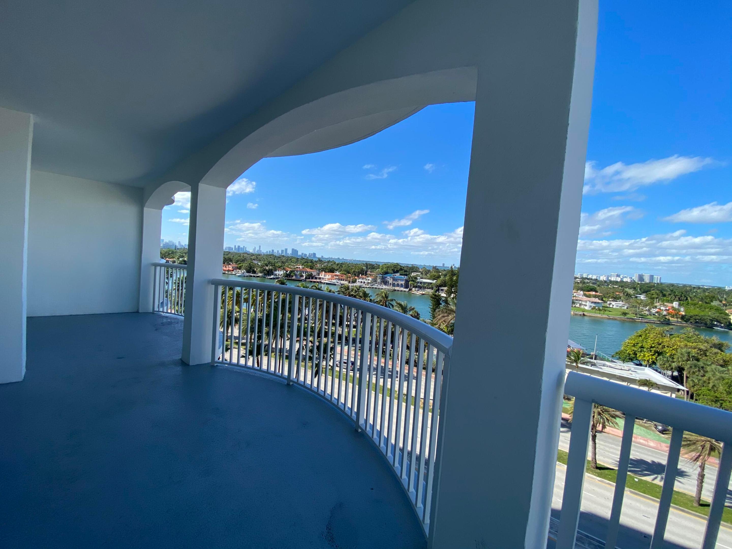 5401 Collins #620 Miami Beach, FL 33140