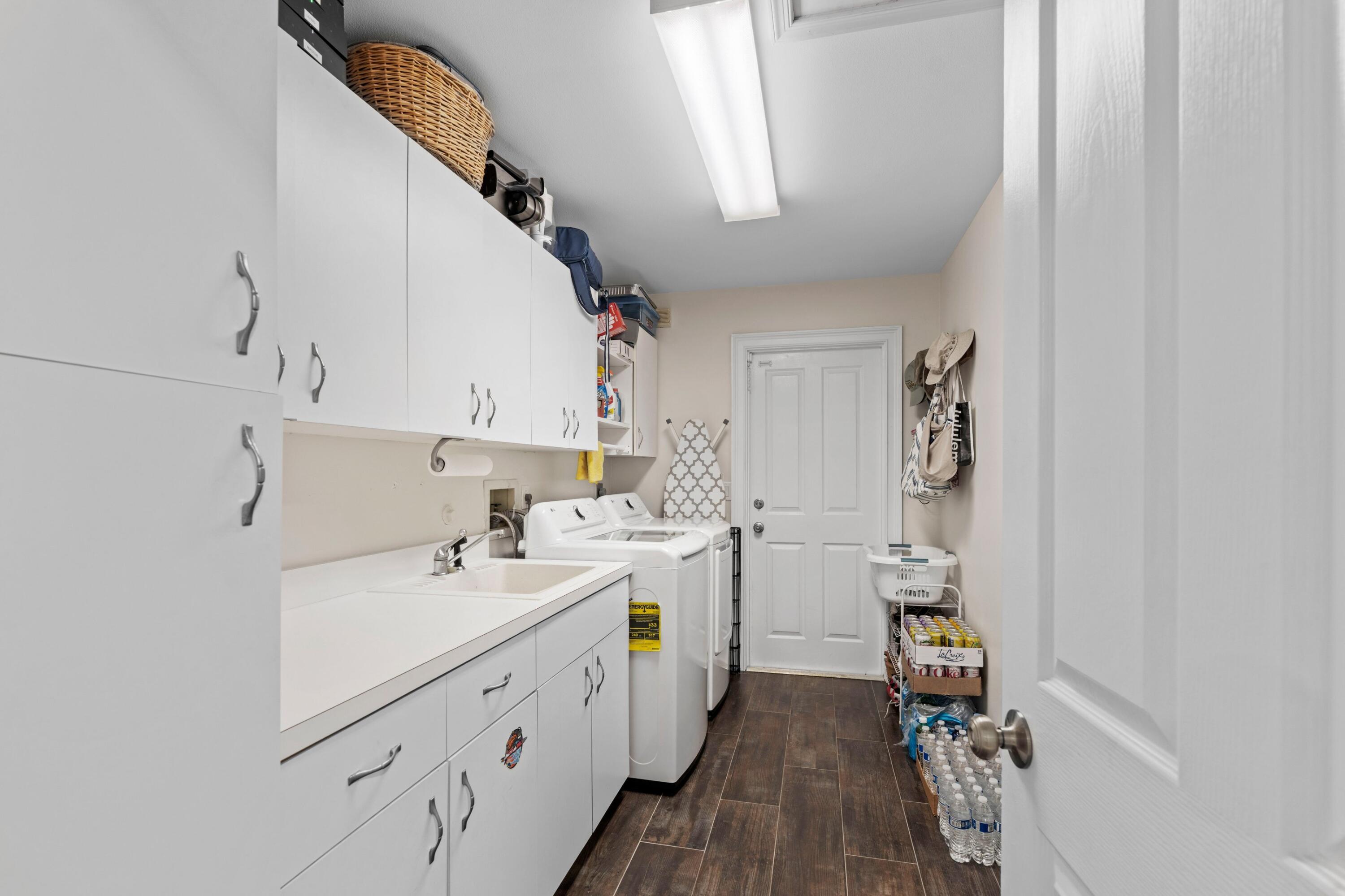 551 Kingsbury Wellington, FL 33414