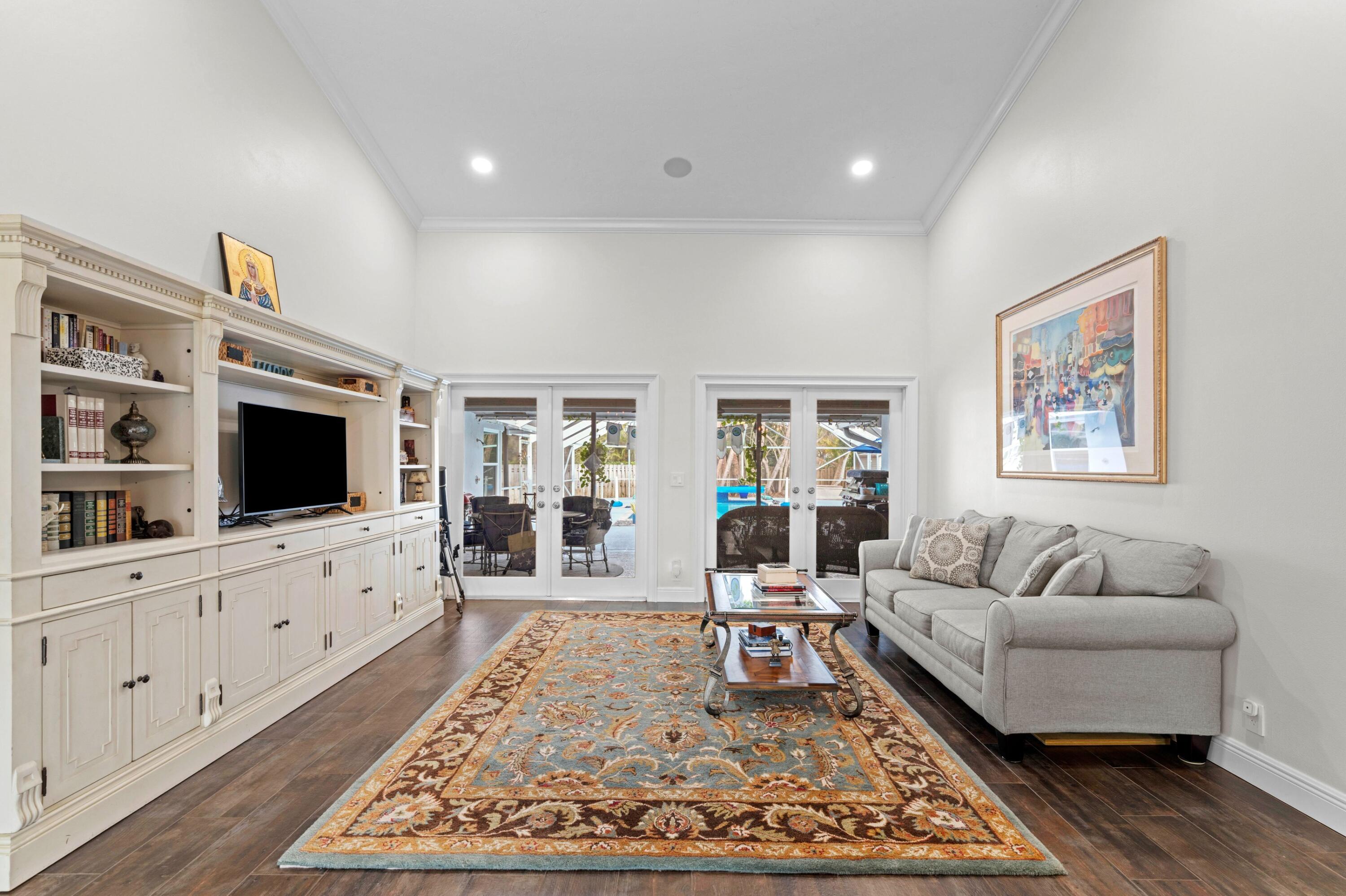 551 Kingsbury Wellington, FL 33414