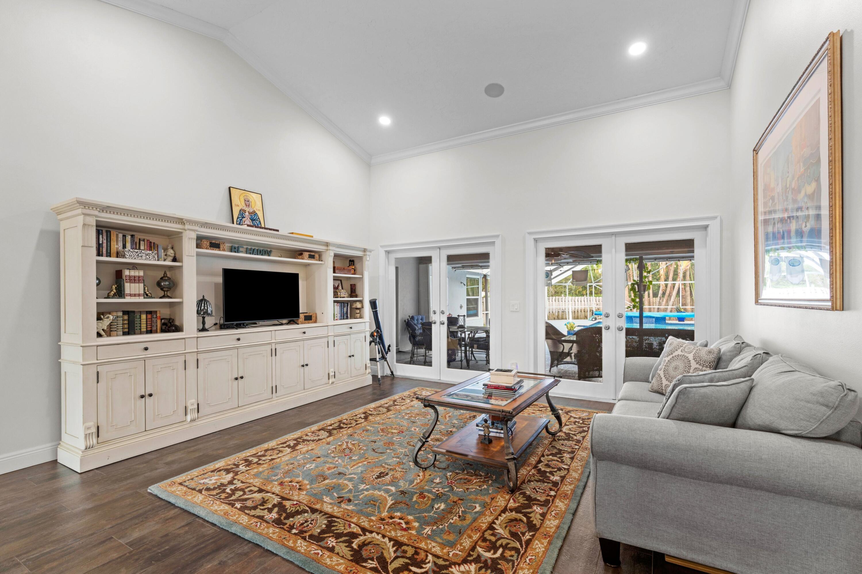 551 Kingsbury Wellington, FL 33414