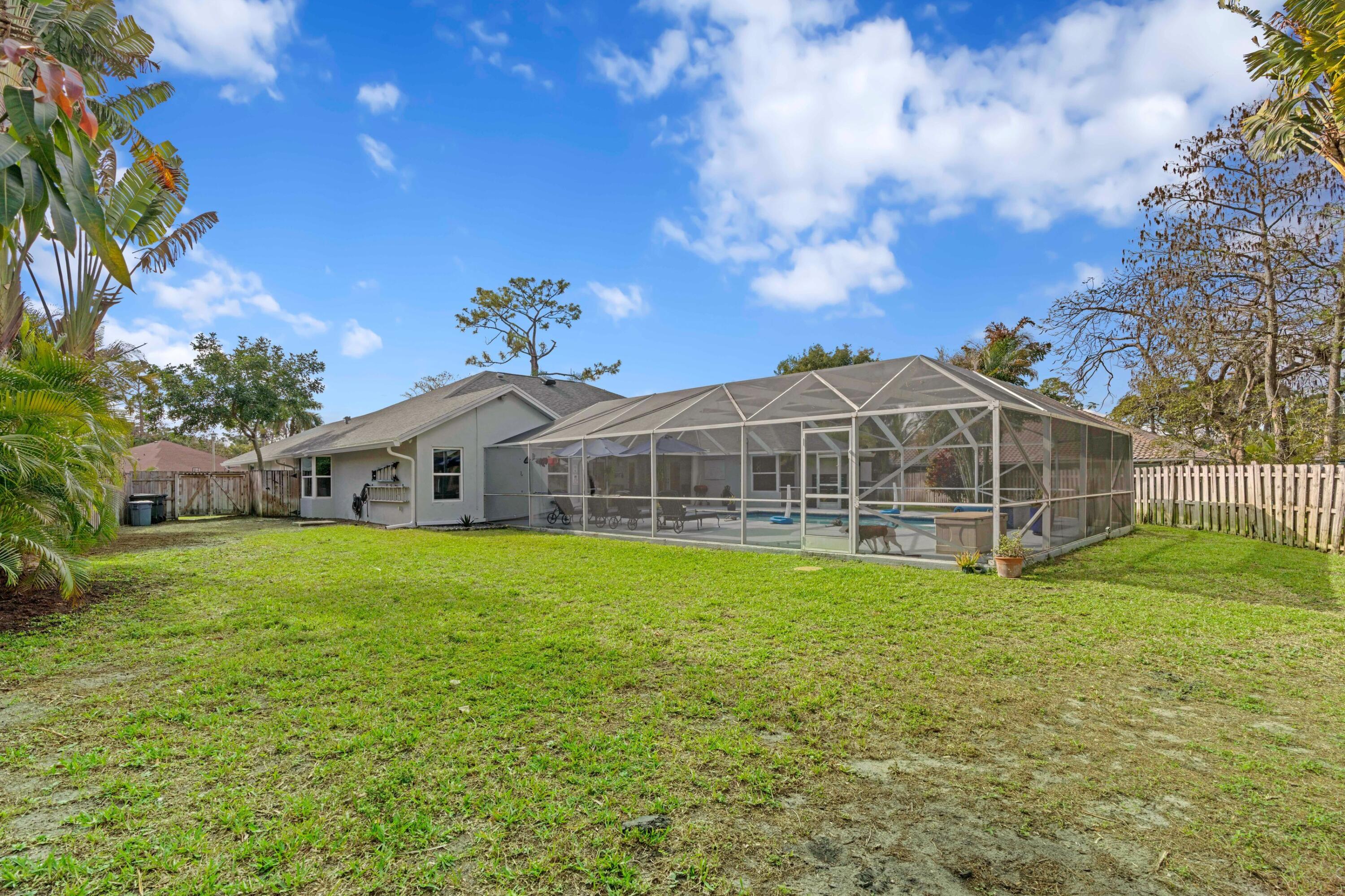 551 Kingsbury Wellington, FL 33414