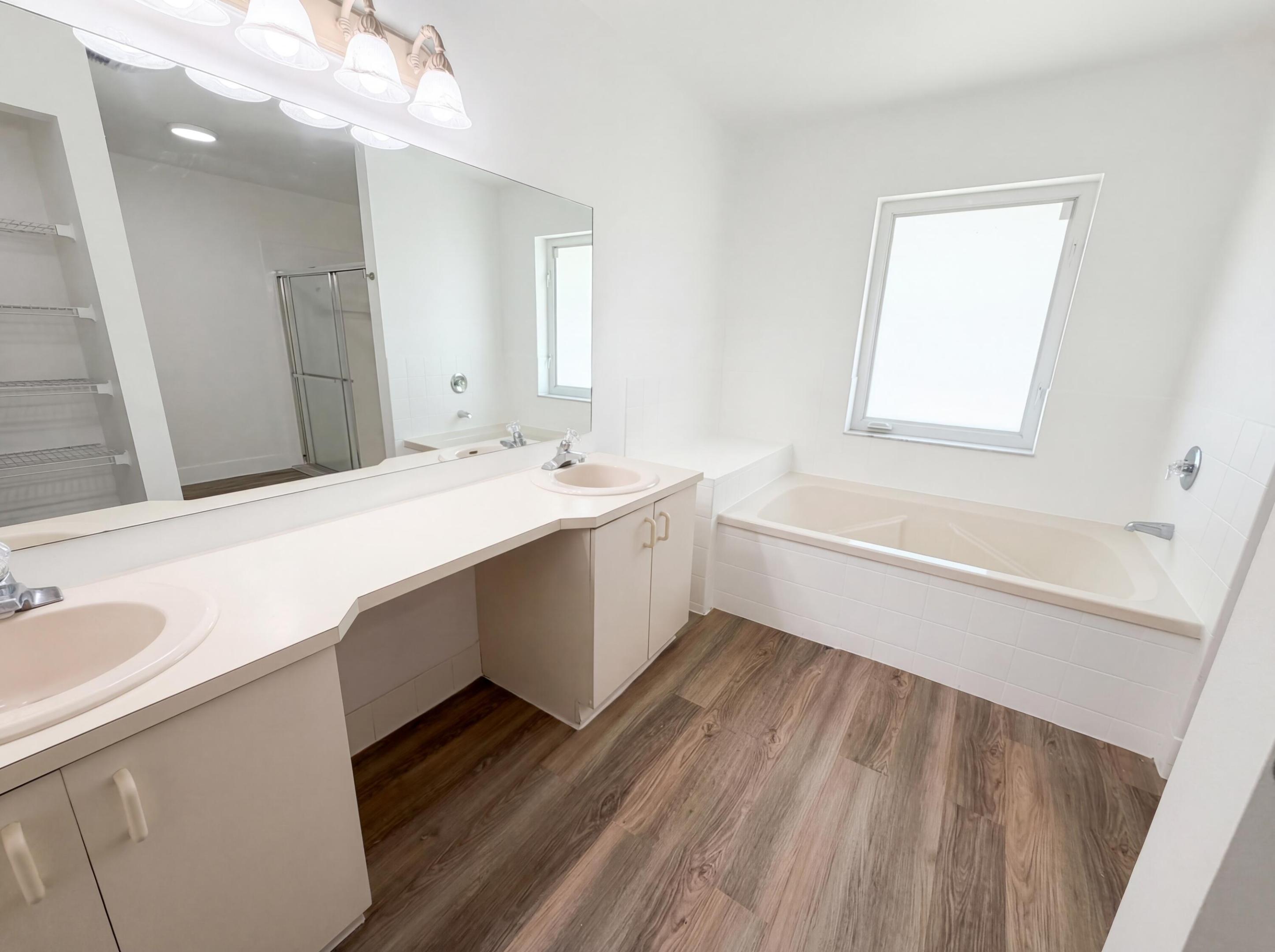 1179 NW 161st Pembroke Pines, FL 33028