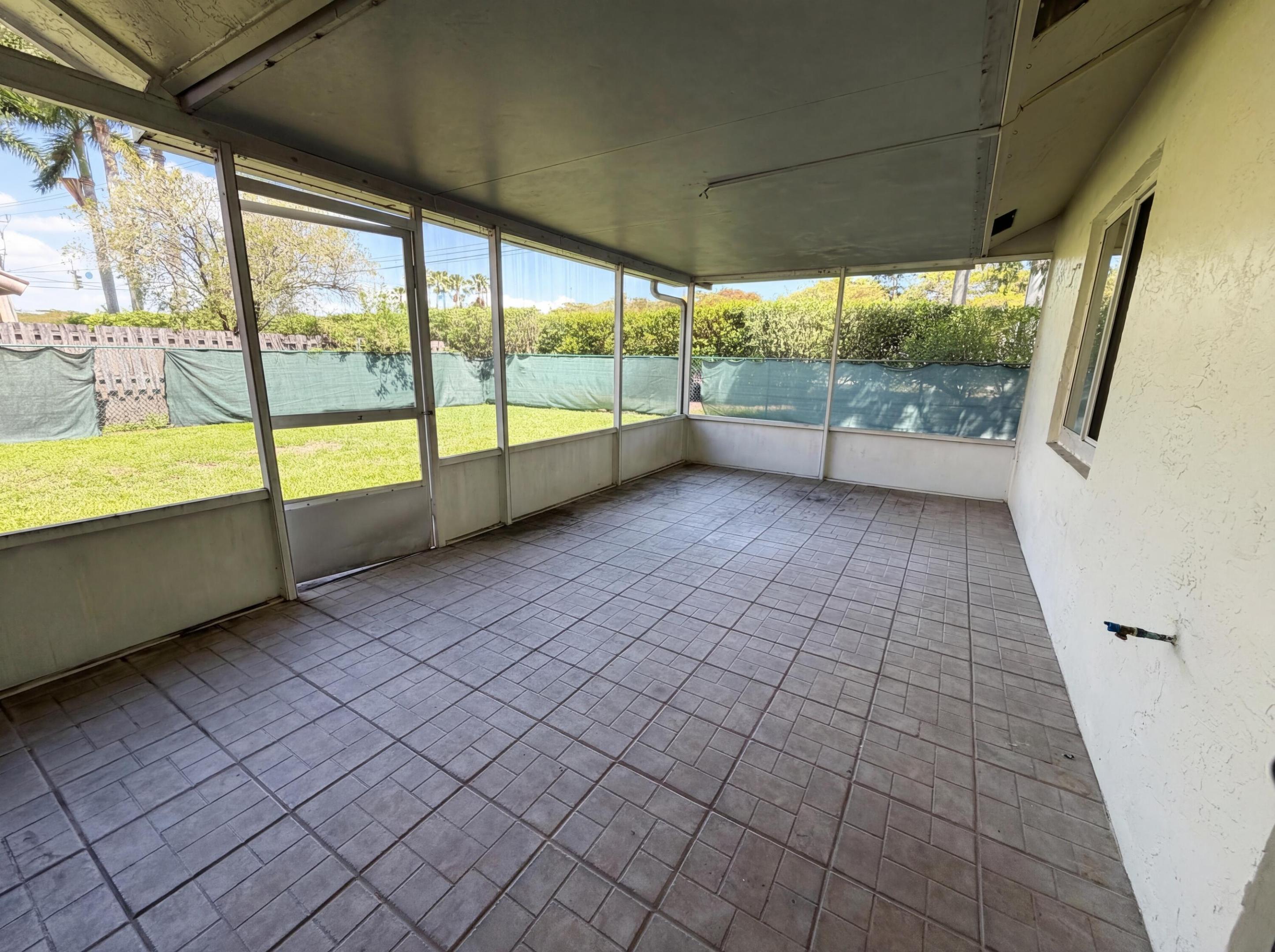 1179 NW 161st Pembroke Pines, FL 33028