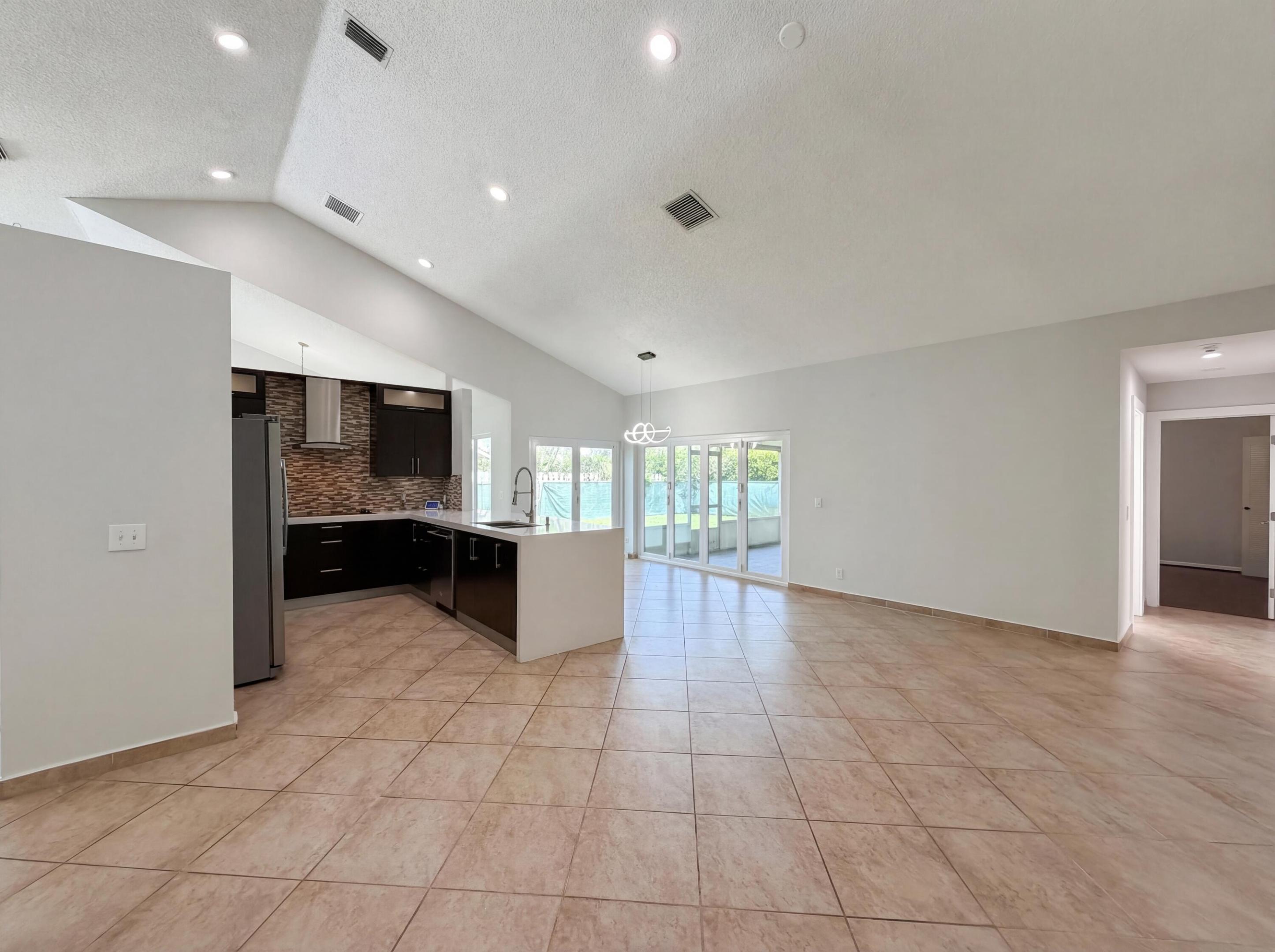 1179 NW 161st Pembroke Pines, FL 33028