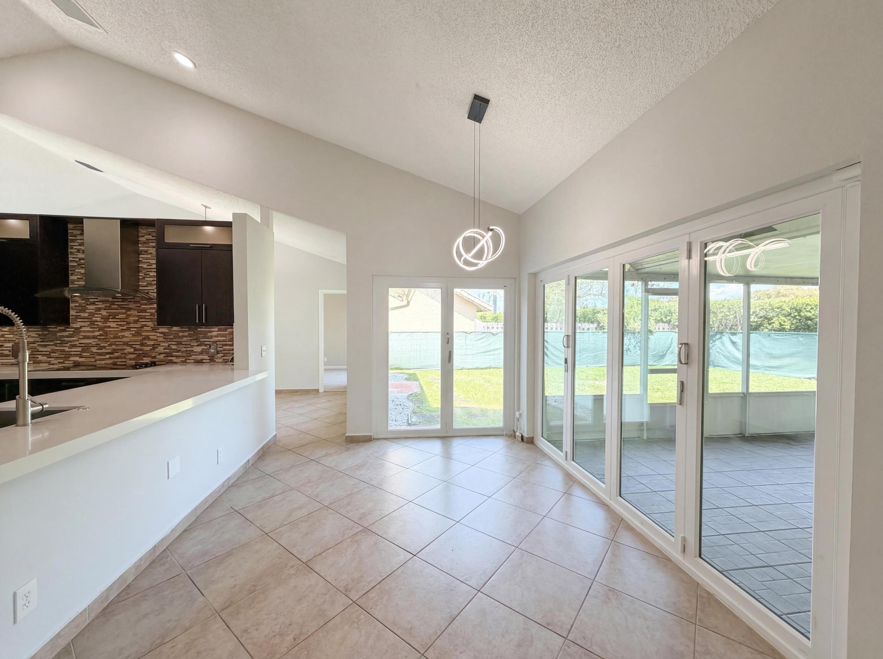 1179 NW 161st Pembroke Pines, FL 33028