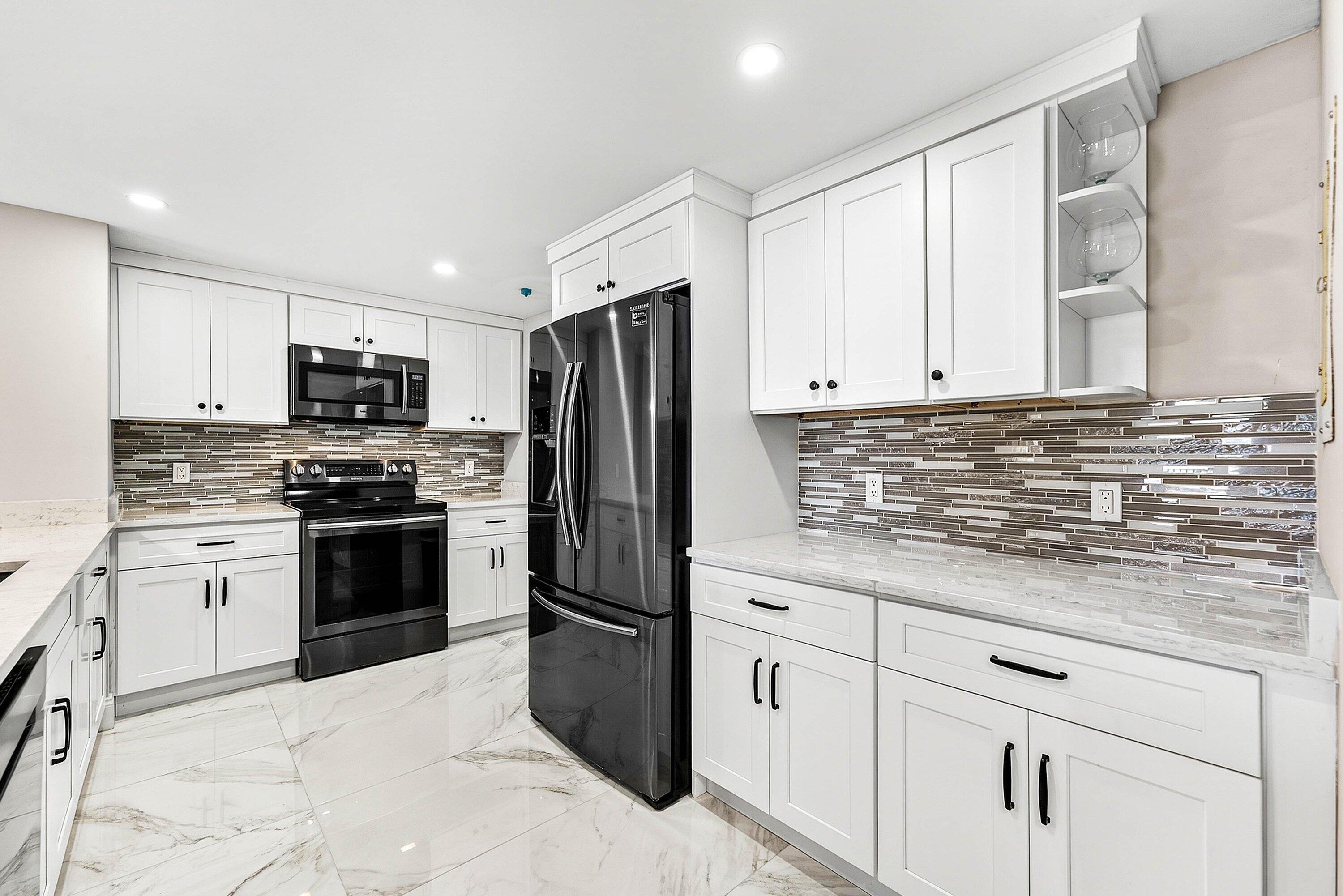 1150 Hillsboro Mile #508 Hillsboro Beach, FL 33062