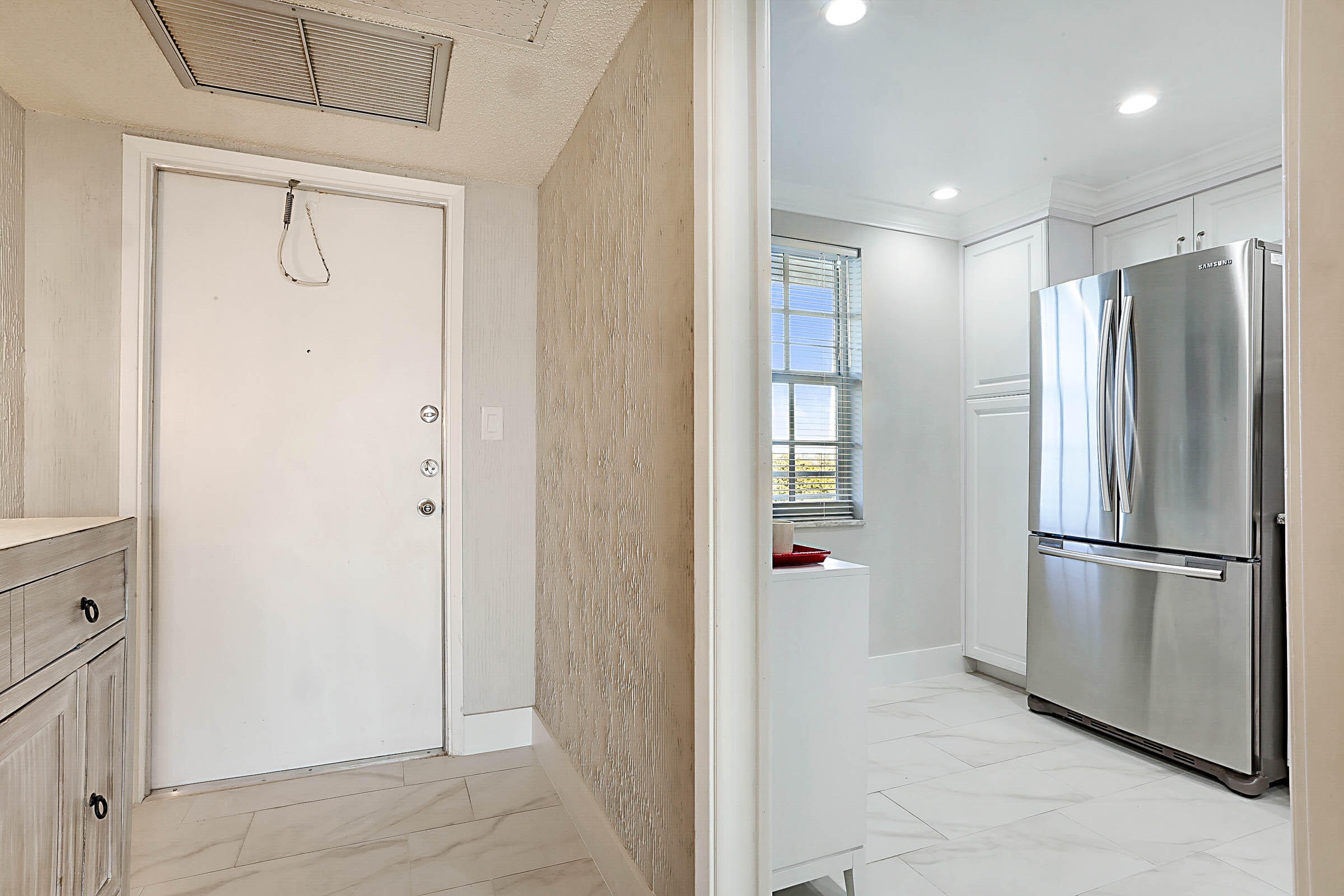 575 Oaks #703