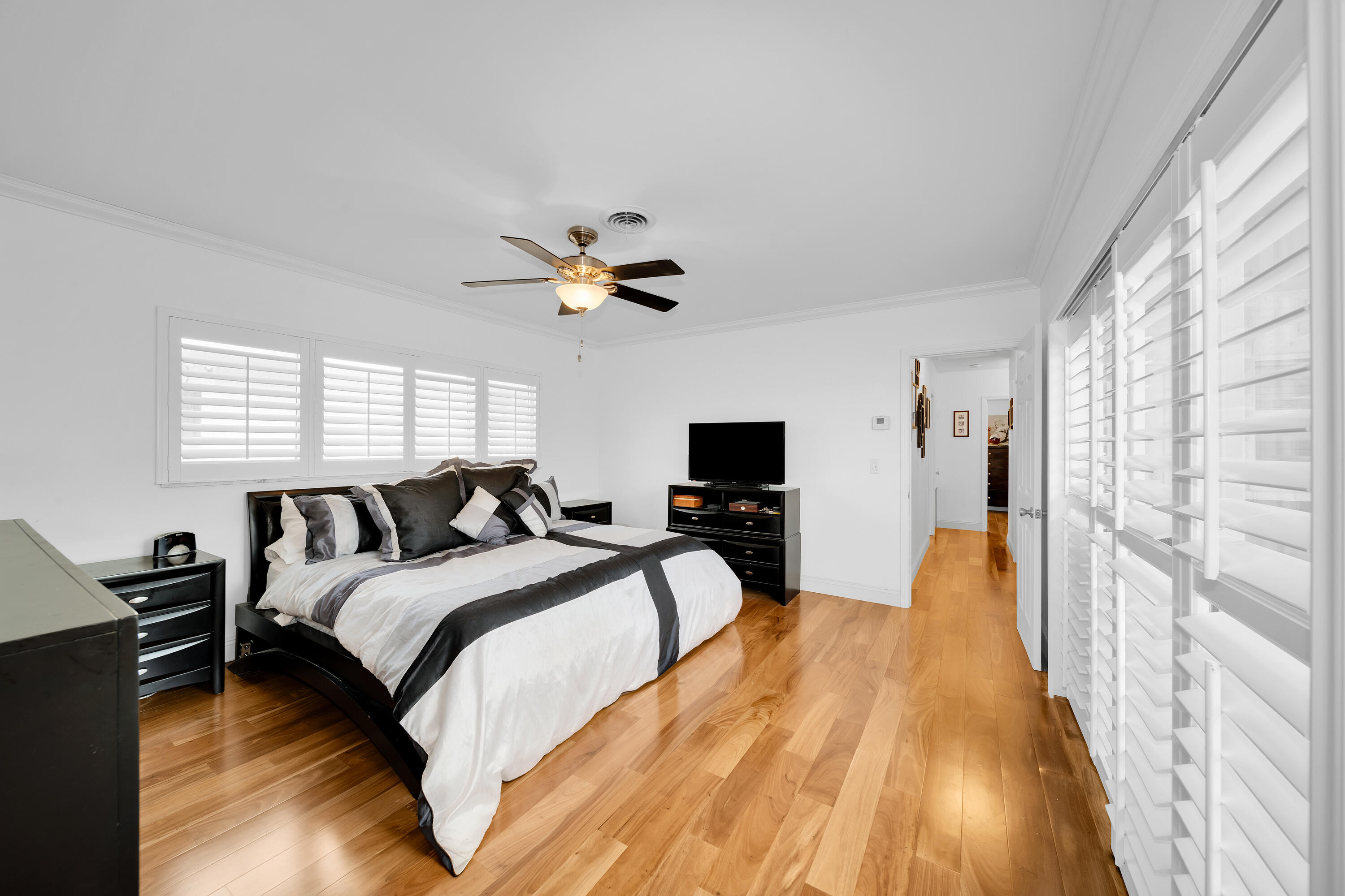 2401 SE 8th Pompano Beach, FL 33062