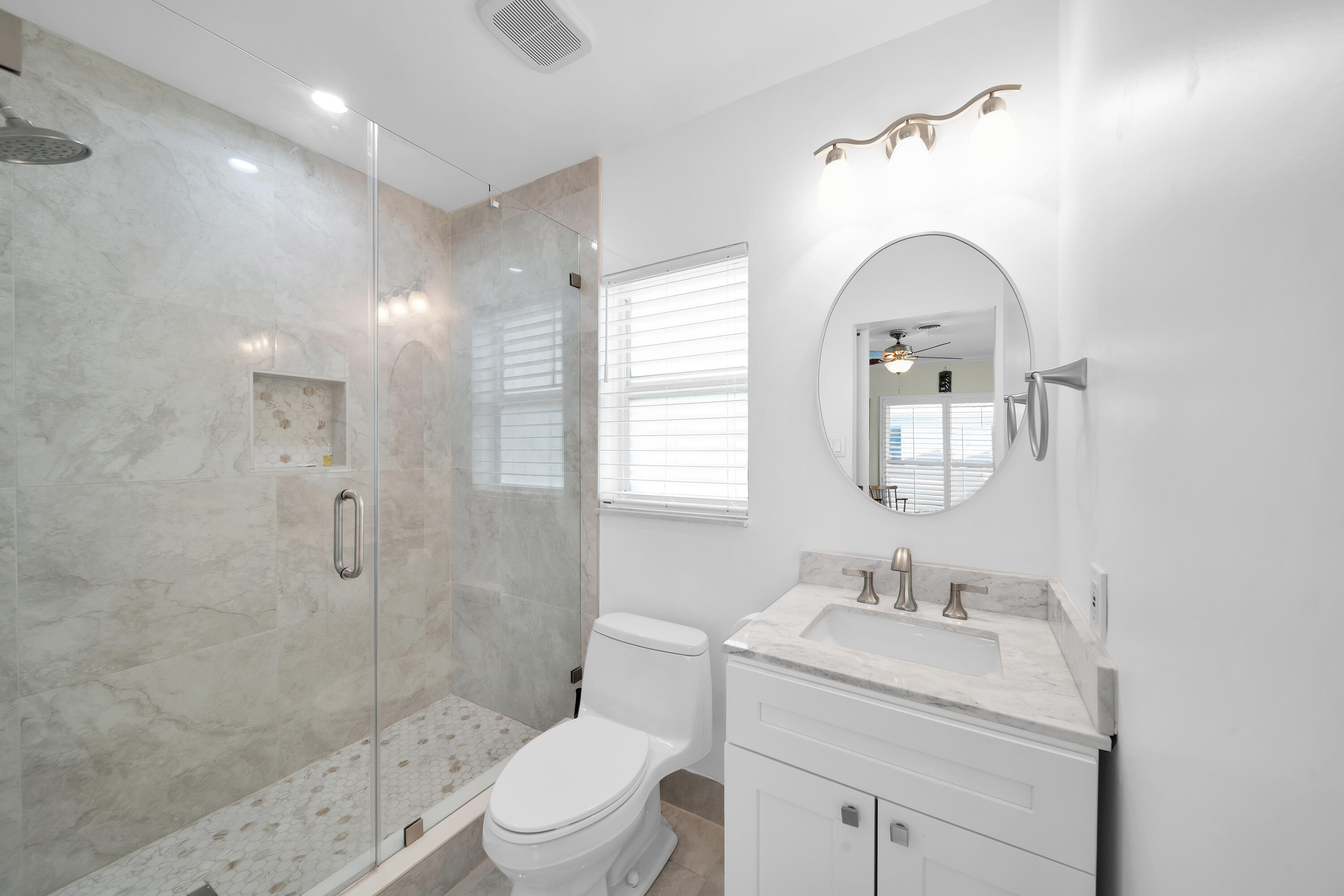 2401 SE 8th Pompano Beach, FL 33062